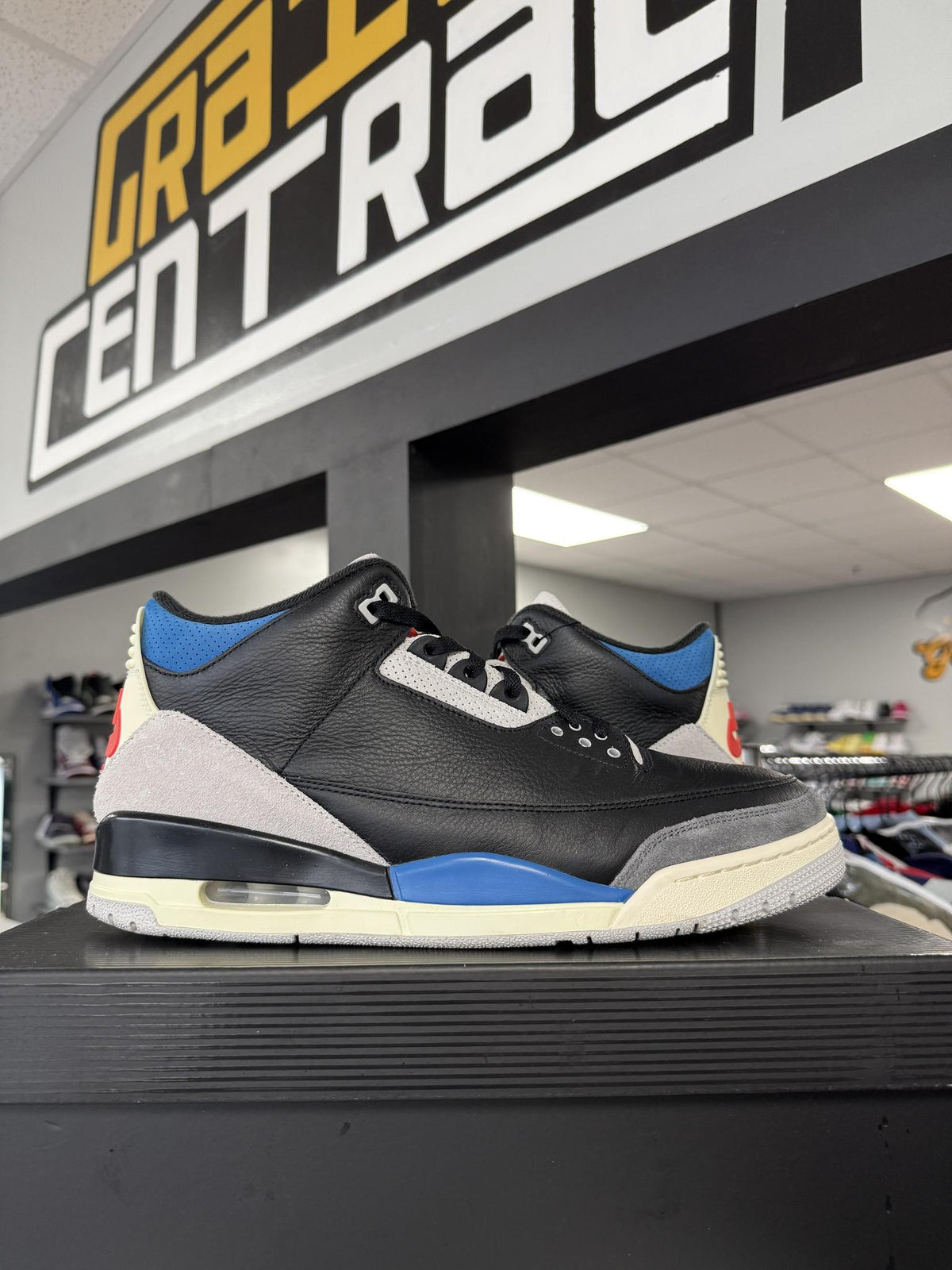 Jordan 3 "Rare Air" Used Size 13