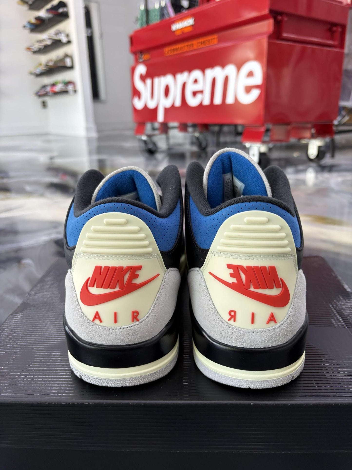 Jordan 3 "Rare Air" Used Size 11.5