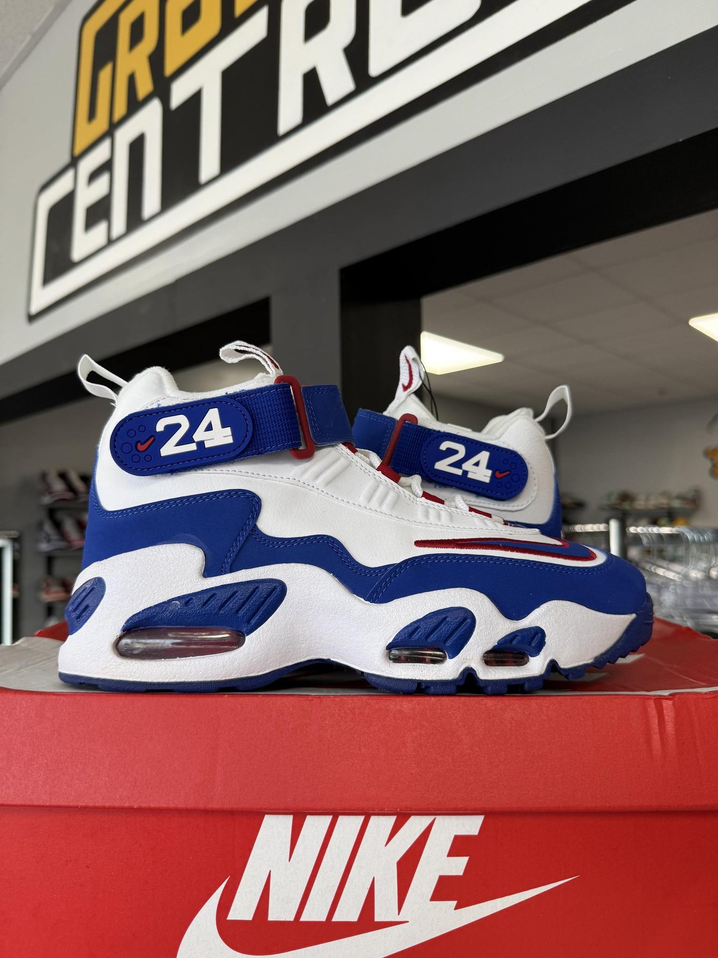 Nike Air Griffey Max 1 "Red Blue" Used Size 7Y/8.5W