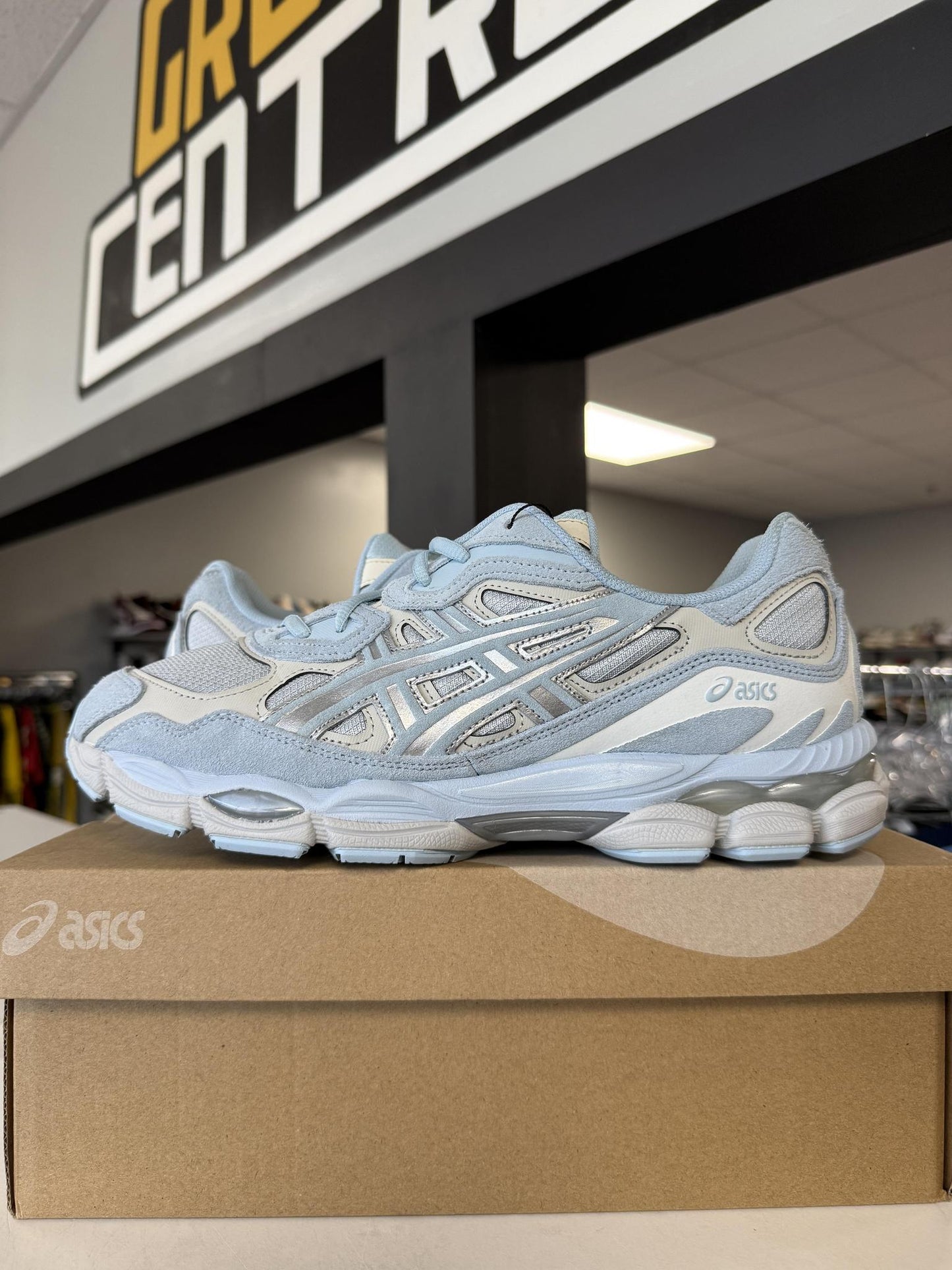 Asics Gel NYC "Storm Cloud" Used Size 11