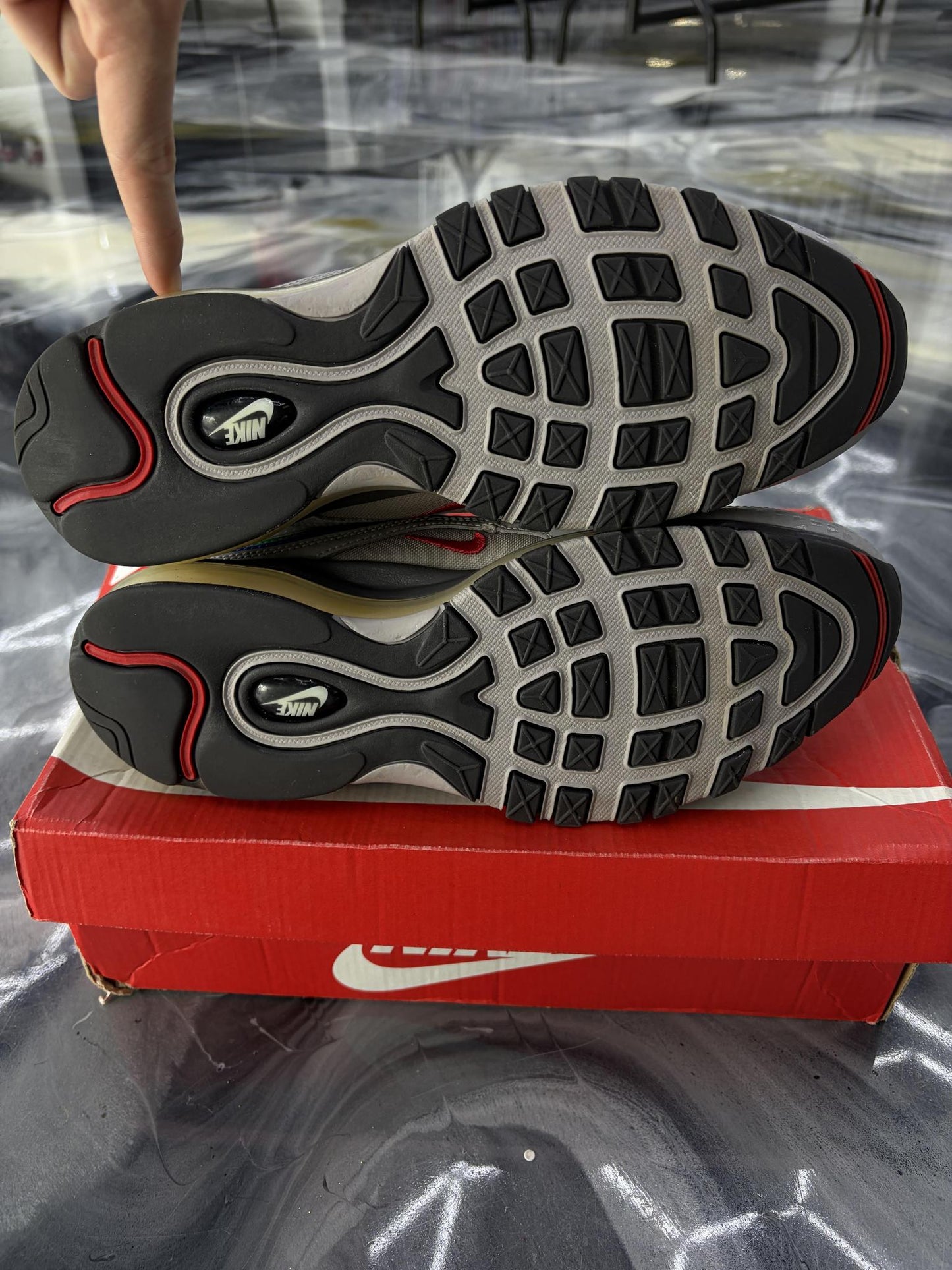 Nike Air Max 97 "Nintendo" Used Size 10
