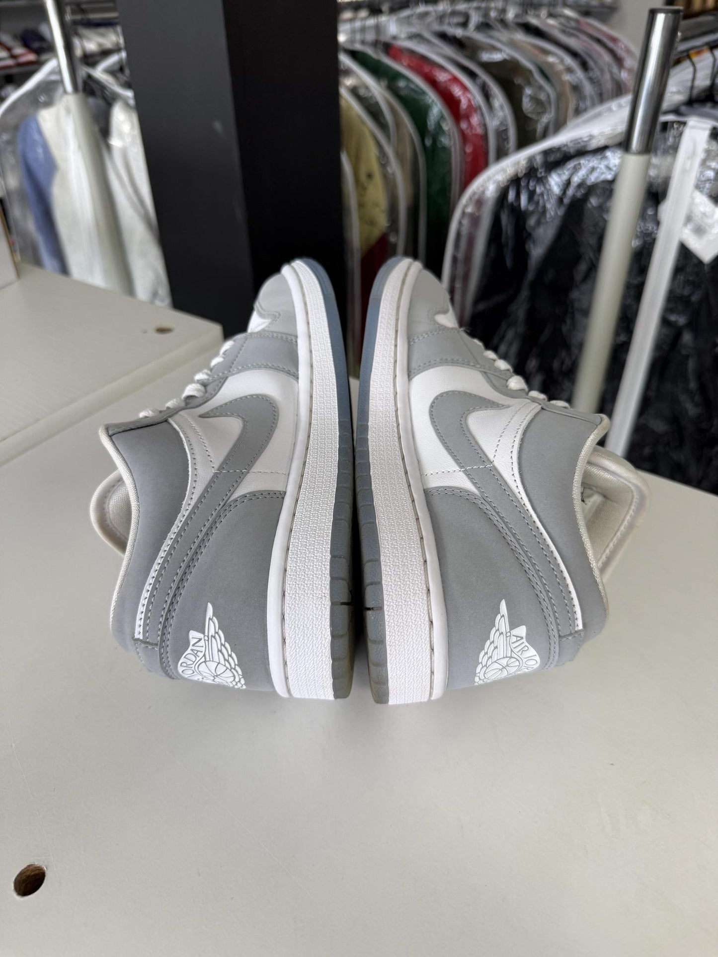 Jordan 1 Low "Wolf Grey" Used Size 5.5W/7Y