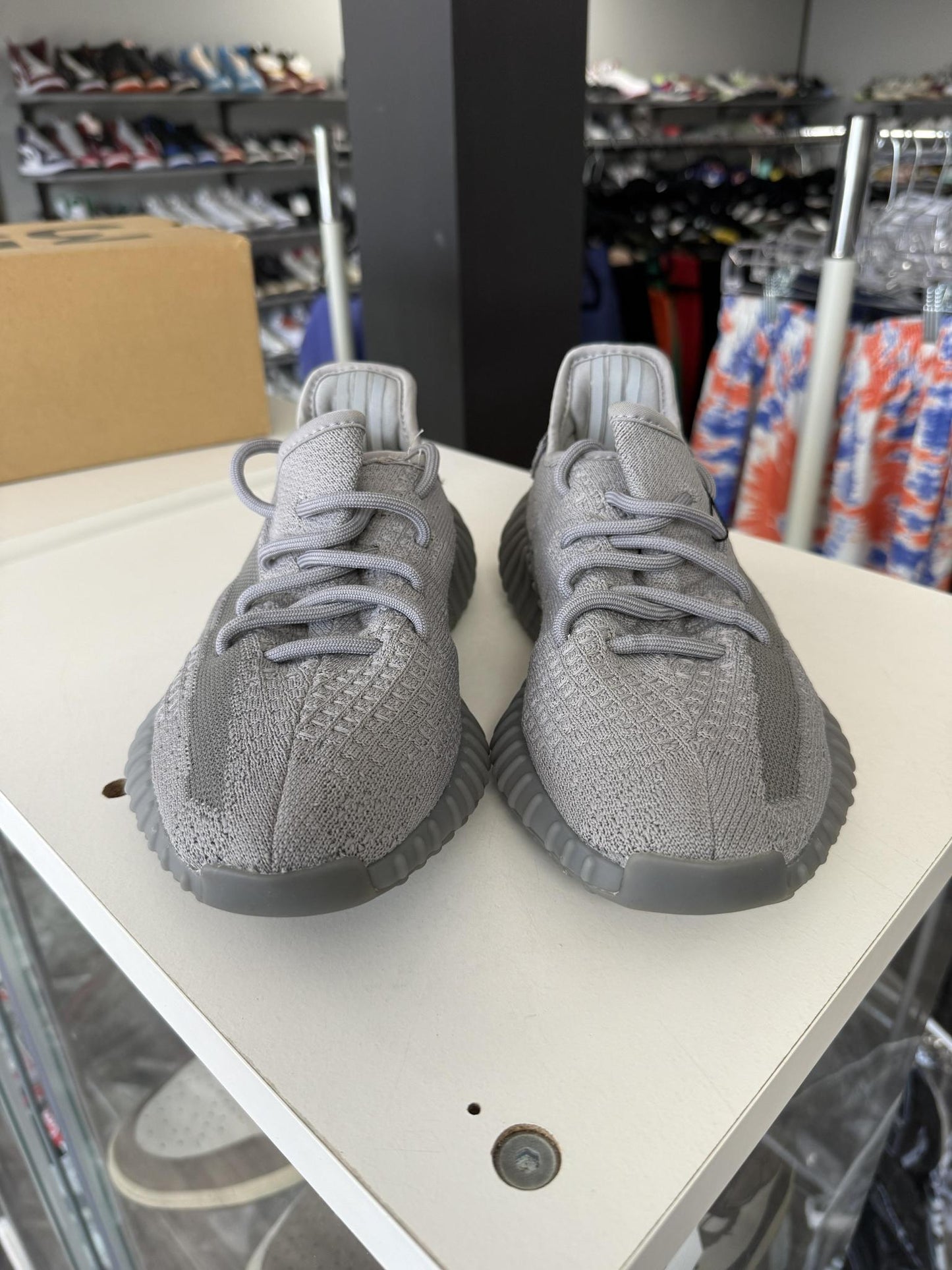 Yeezy 350 V2 "Steel Grey" Used Size 5.5Y/7W