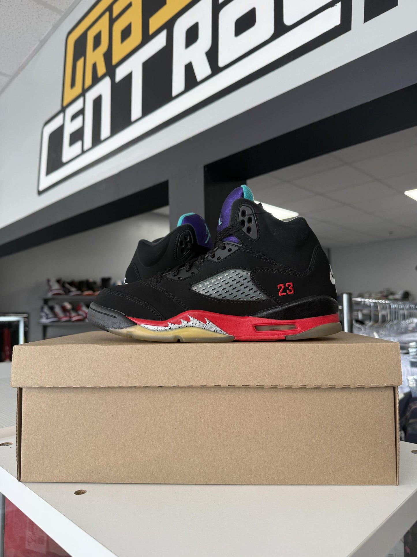 Jordan 5 "Top 3" Used Size 6Y/7.5W