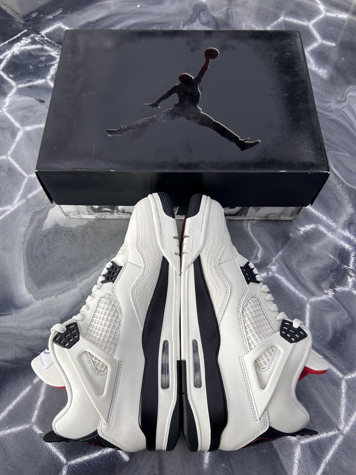 Jordan 4 "Flight Club" Used Size 10