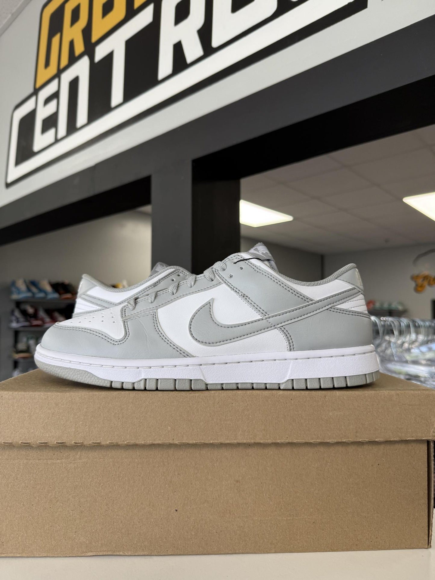Nike Dunk Low "Grey Fog" Used Size 10