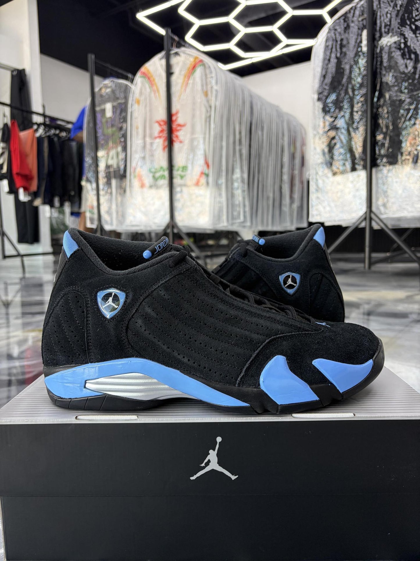 Jordan 14 "University Blue" Used Size 11.5