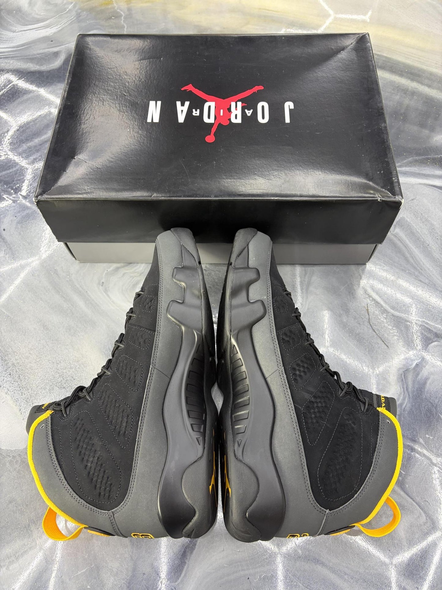 Jordan 9 "University Gold" Used Size 10.5