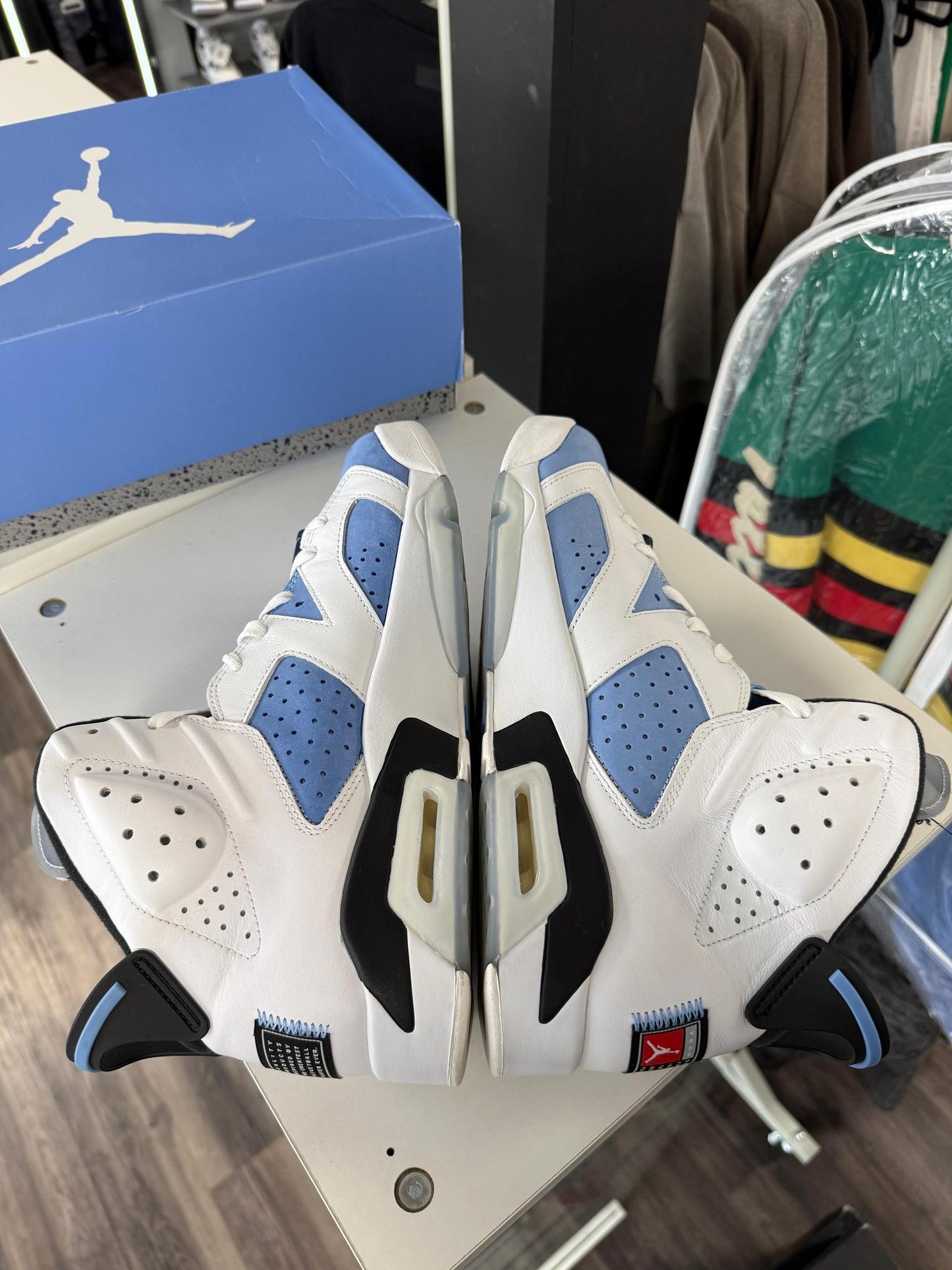Jordan 6 "UNC" Used Size 11.5