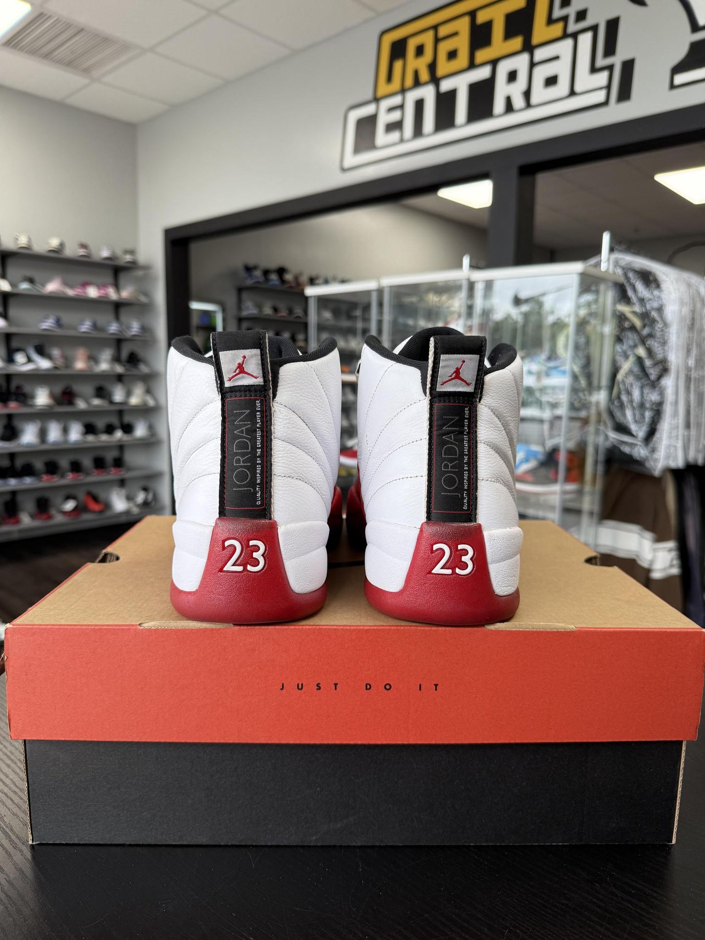 Jordan 12 "Cherry" Used Size 12