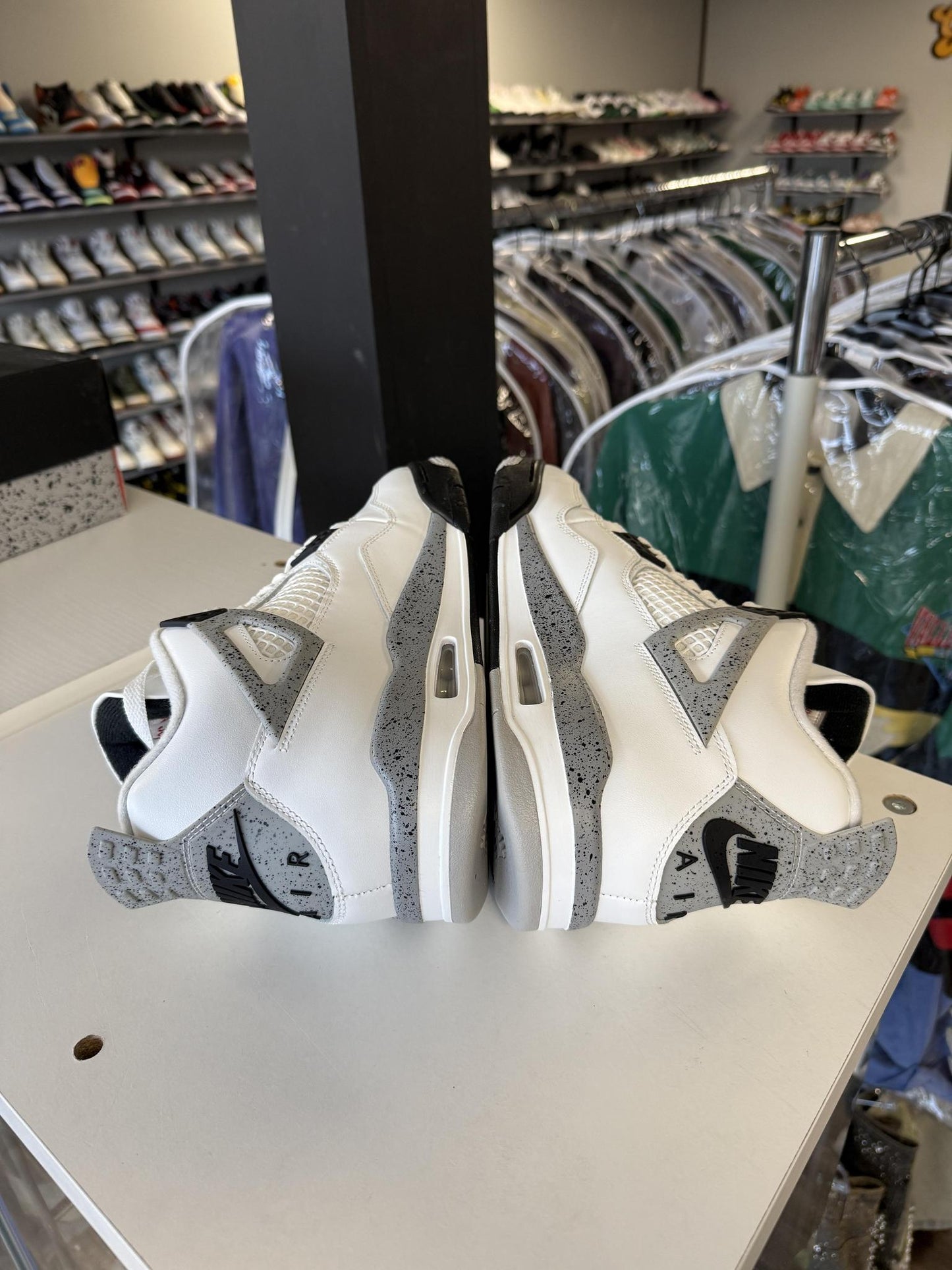 Jordan 4 "White Cement" Used Size 10.5
