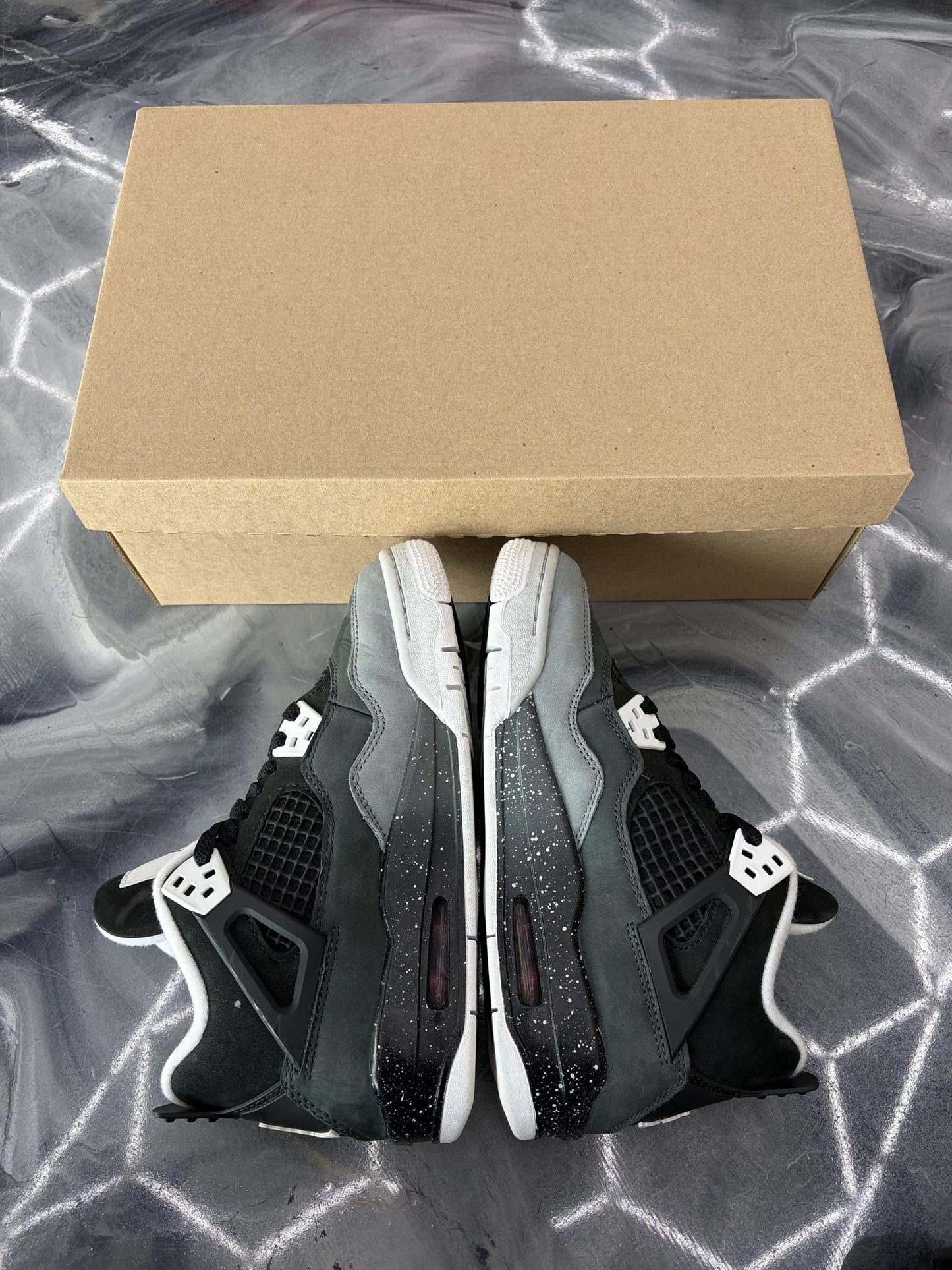 Jordan 4 "Fear" Used Size 4Y/5.5W