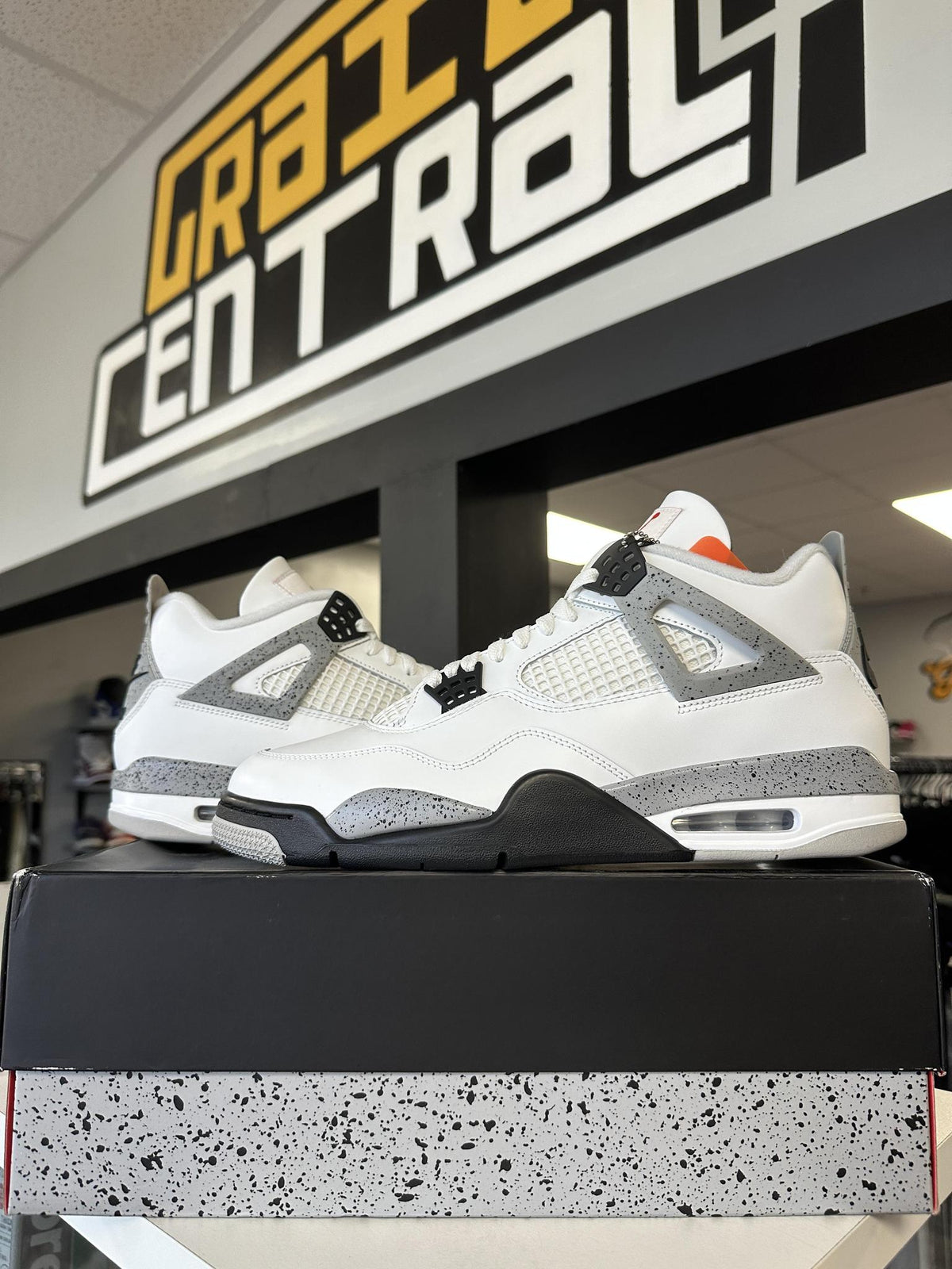 Jordan 4 "White Cement" Size 12 Used