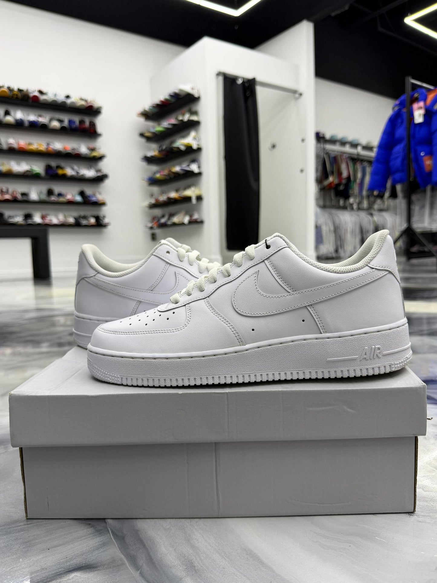 Nike Air Force 1 White Used Size 10