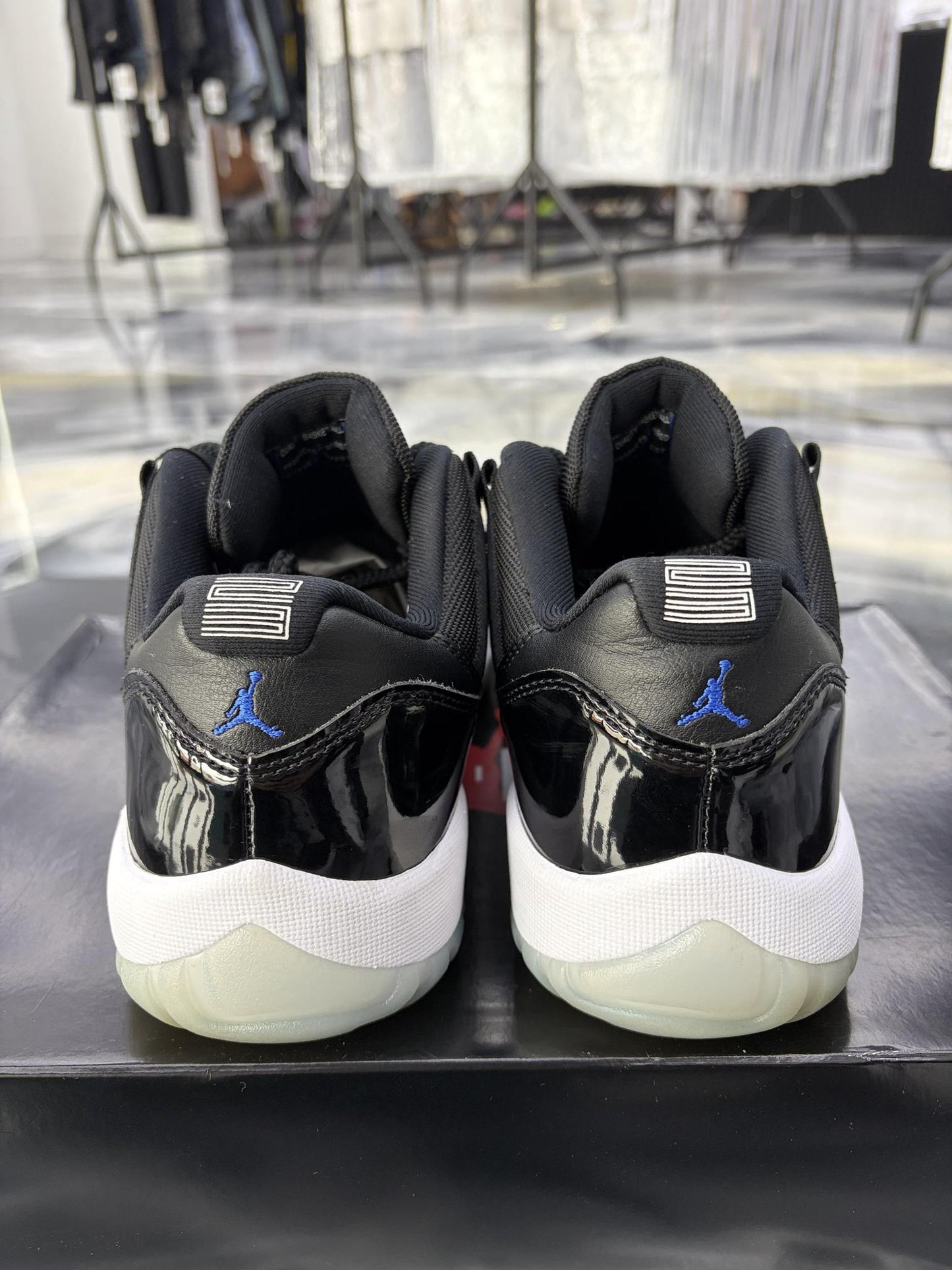 Jordan 11 Low "Space Jam" Used Size 9.5