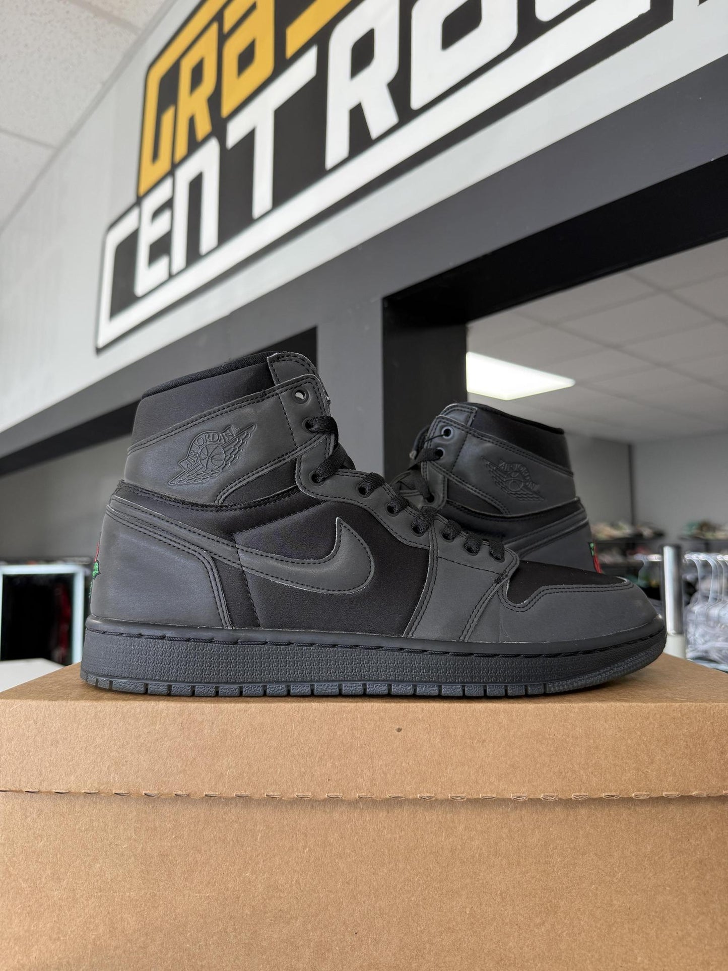 Jordan 1 "Rox Brown" Used Size 10
