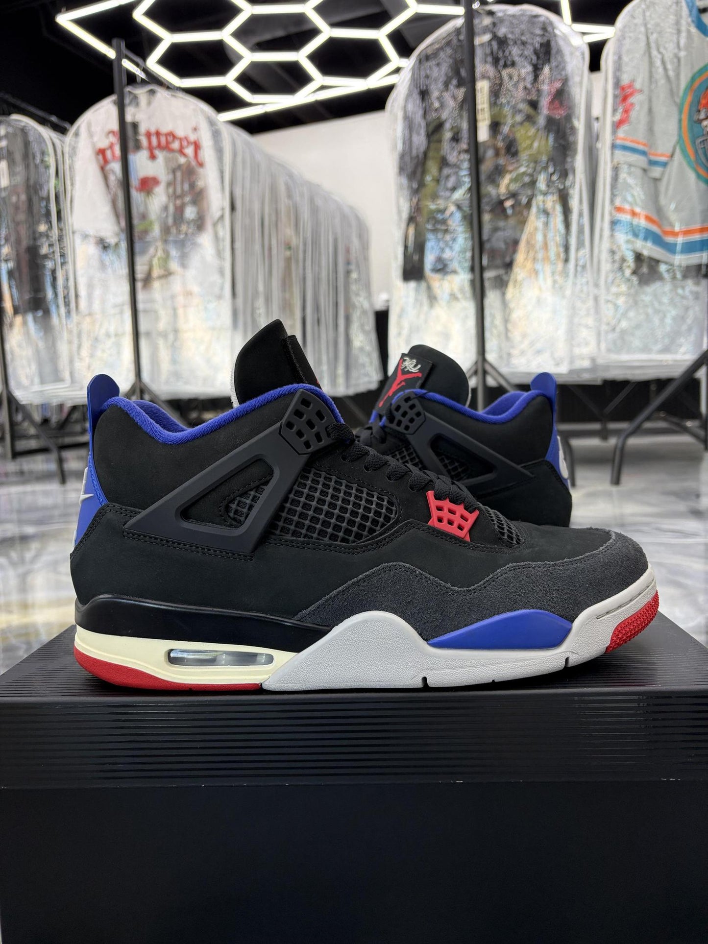 Jordan 4 "Rare Air" Used Size 12