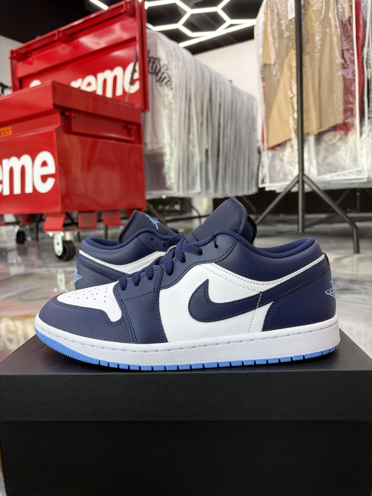 Jordan 1 Low "Midnight Navy" Used Size 11
