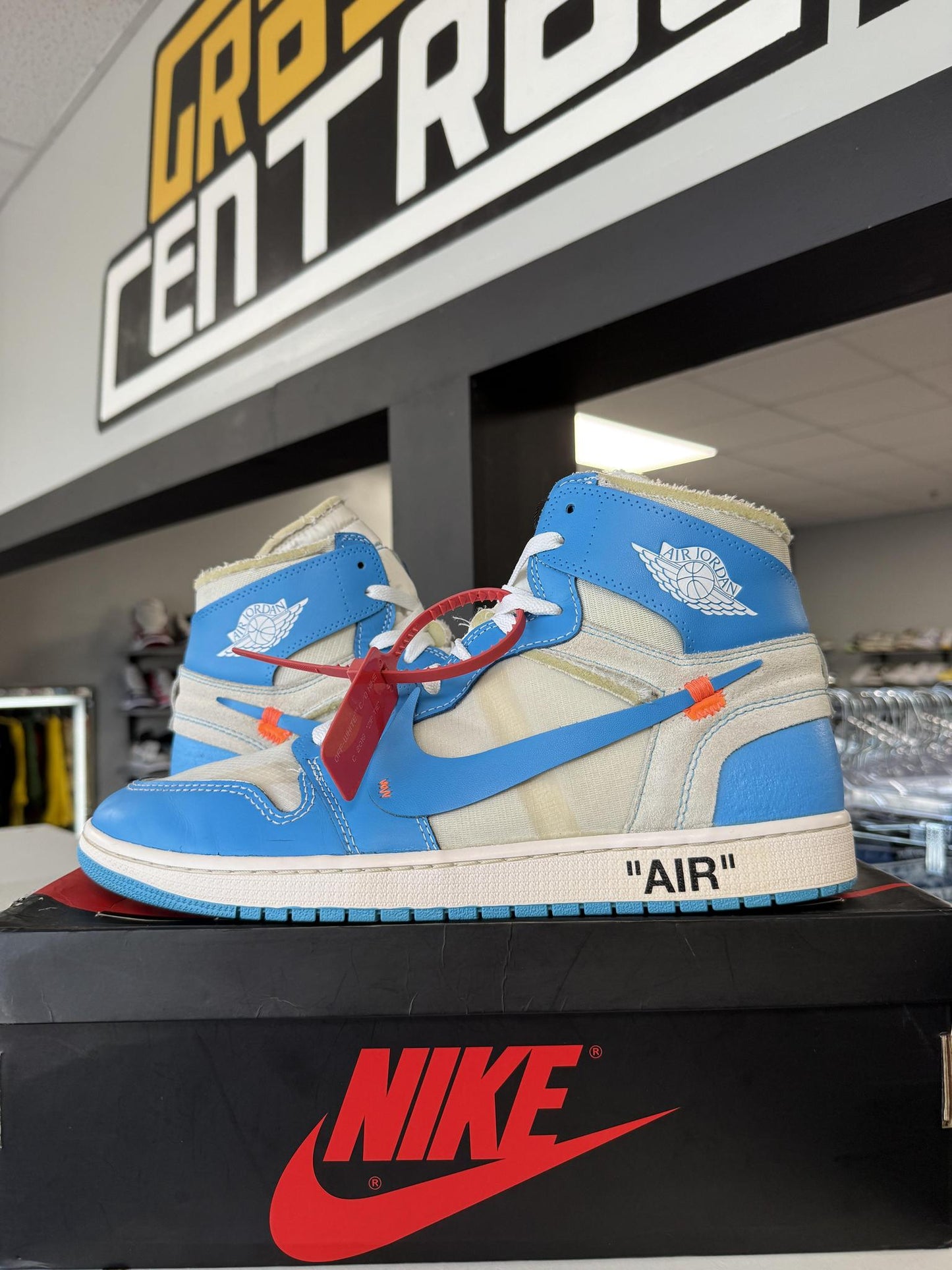 Jordan 1 High Off White "UNC" Used Size 14
