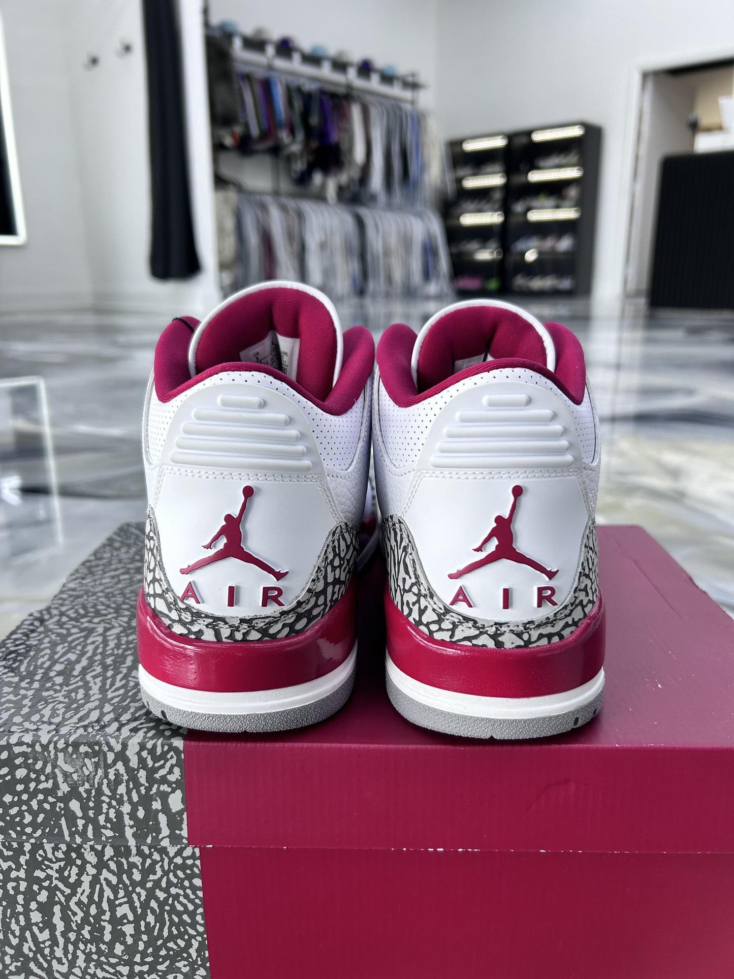 Jordan 3 "Cardinal" Used Size 9