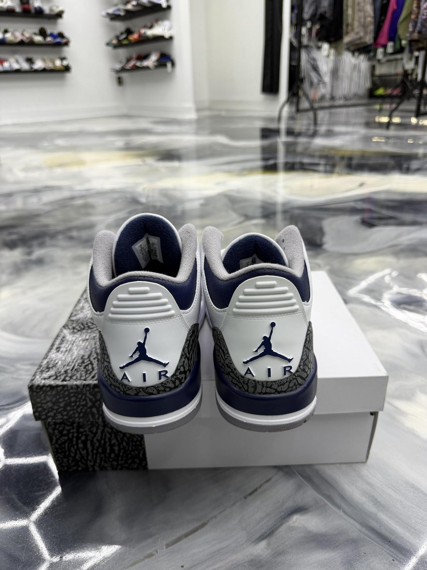 Jordan 3 "Midnight Navy" Used Size 9