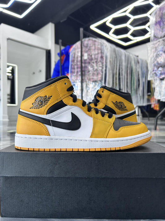 Jordan 1 Mid "University Gold" Used Size 8