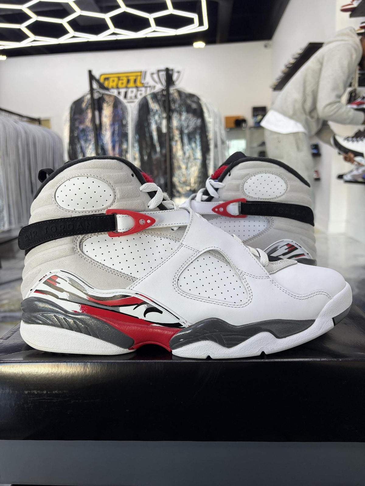 Jordan 8 "Bugs Bunny" Used Size 11.5