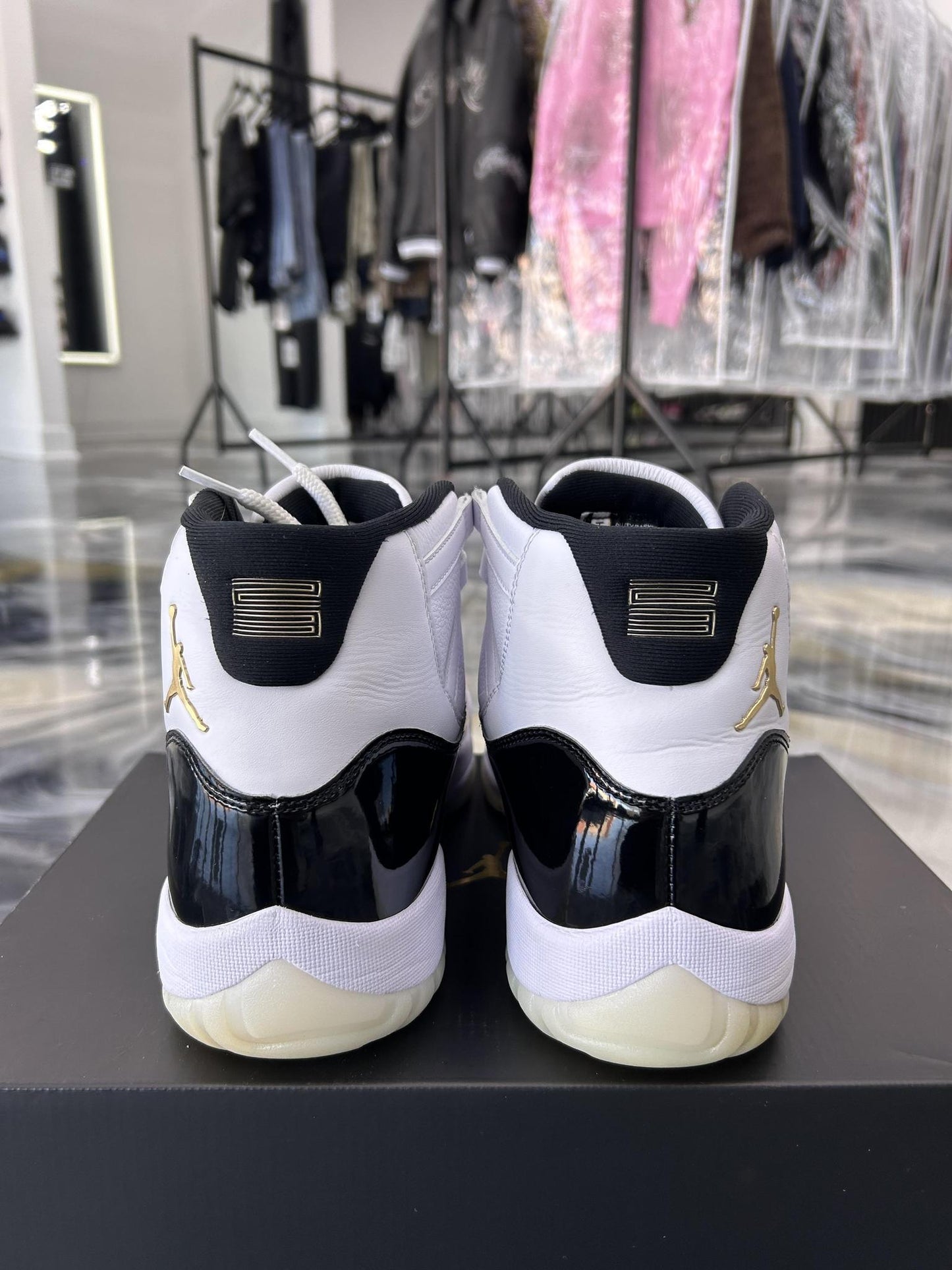 Jordan 11 "Gratitude" Used Size 13