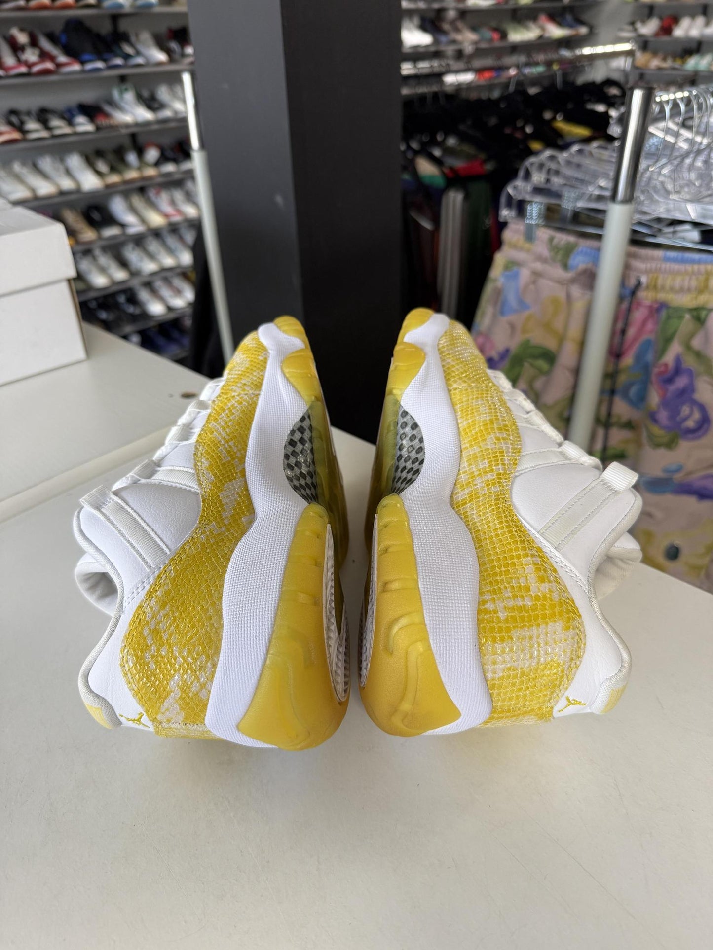 Jordan 11 Low "Yellow Snakeskin" Used Size 8