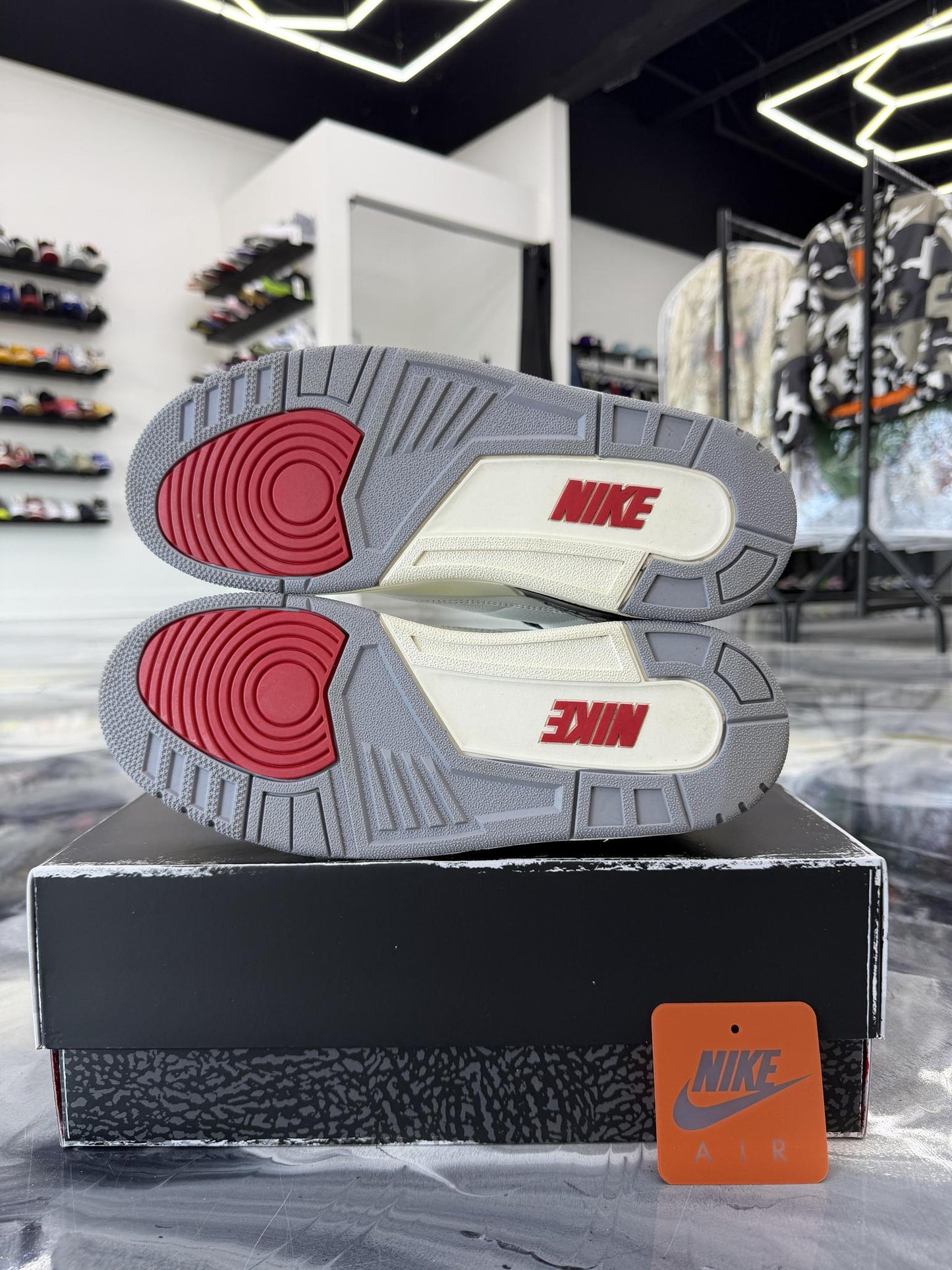 Jordan 3 "Reimagined" Used Size 9.5