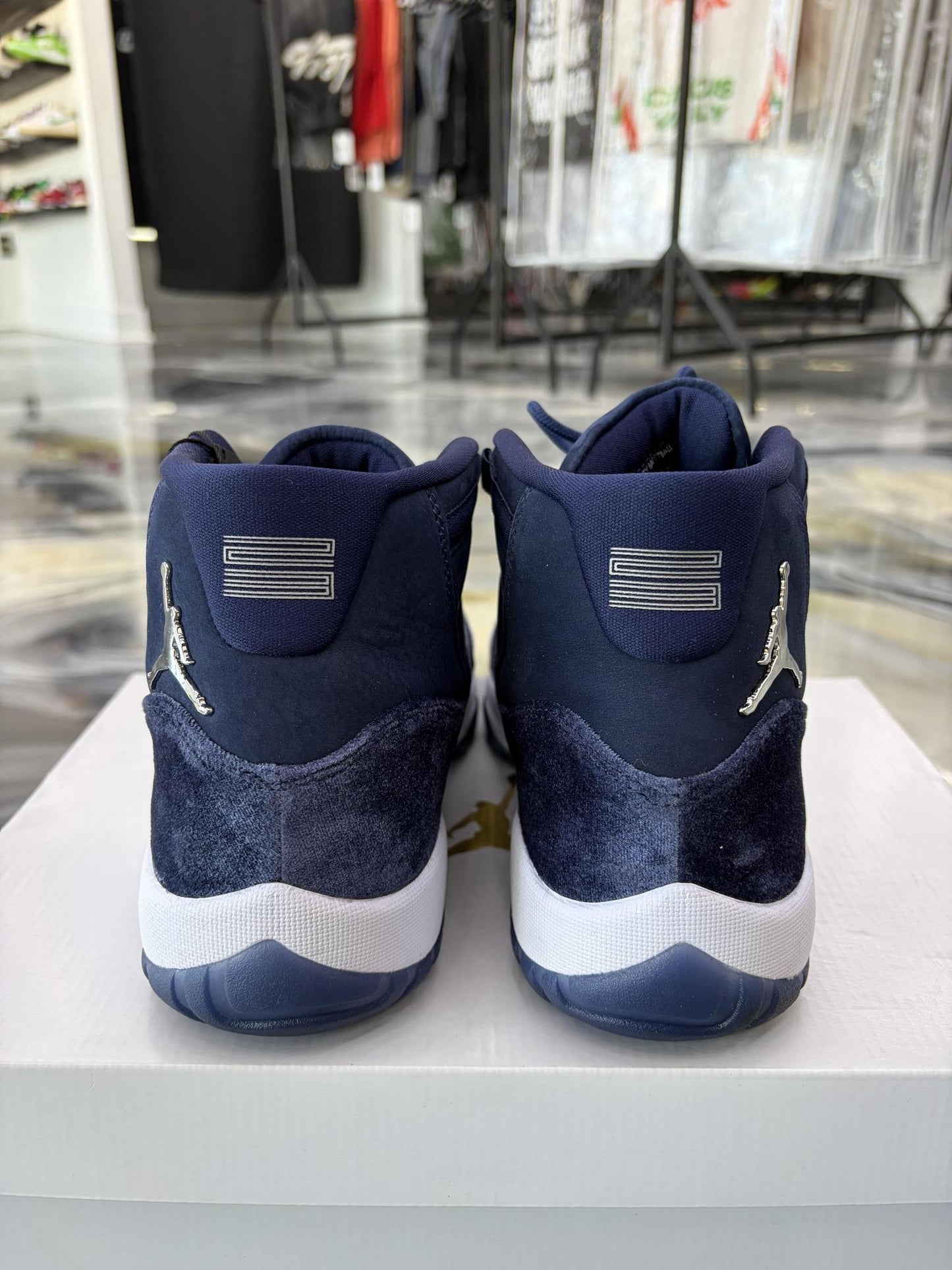 Jordan 11 "Midnight Navy" Used Size 11W/9.5M