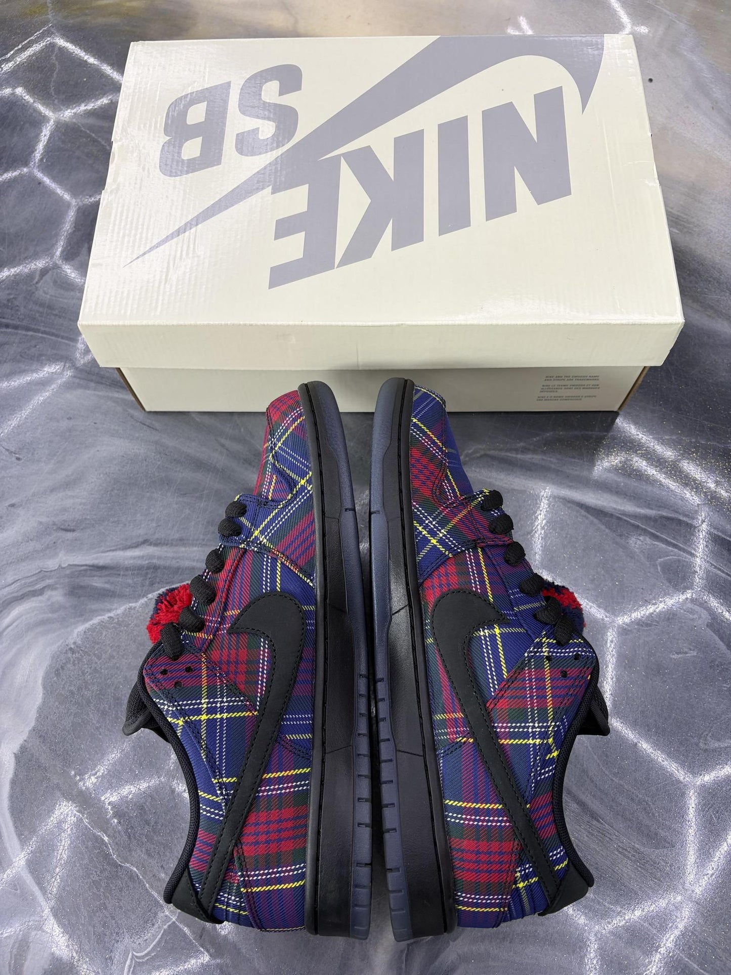 Nike SB Dunk Low "Nardwuar" Used Size 10