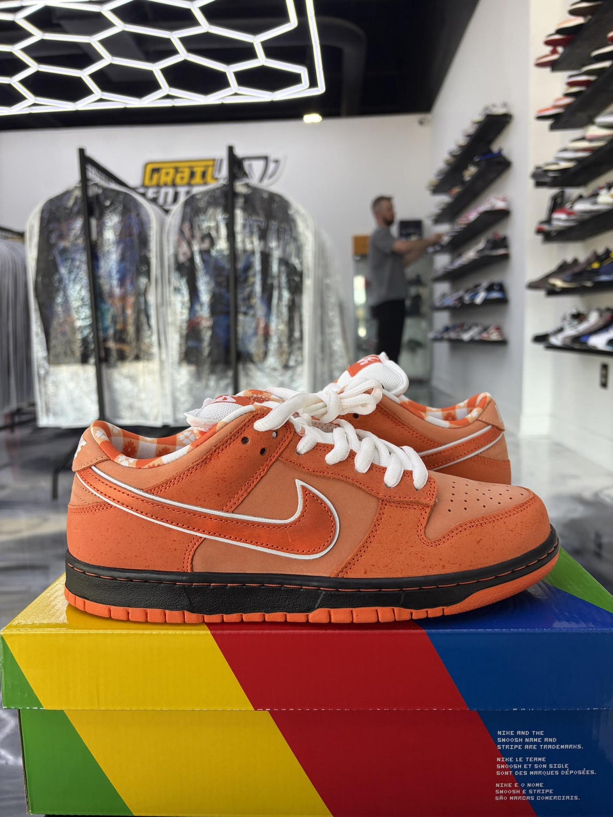 Nike SB Dunk Low "Orange Lobster" Used Size 8.5