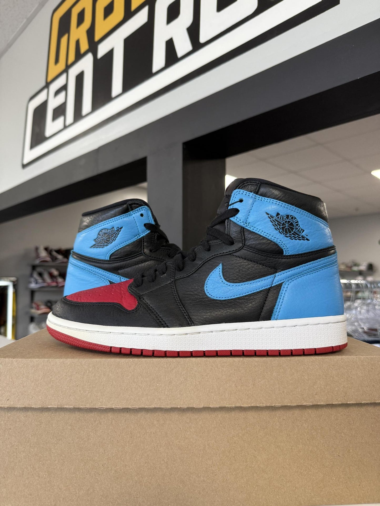 Jordan 1 "Unc to Chicago" Used Size 9