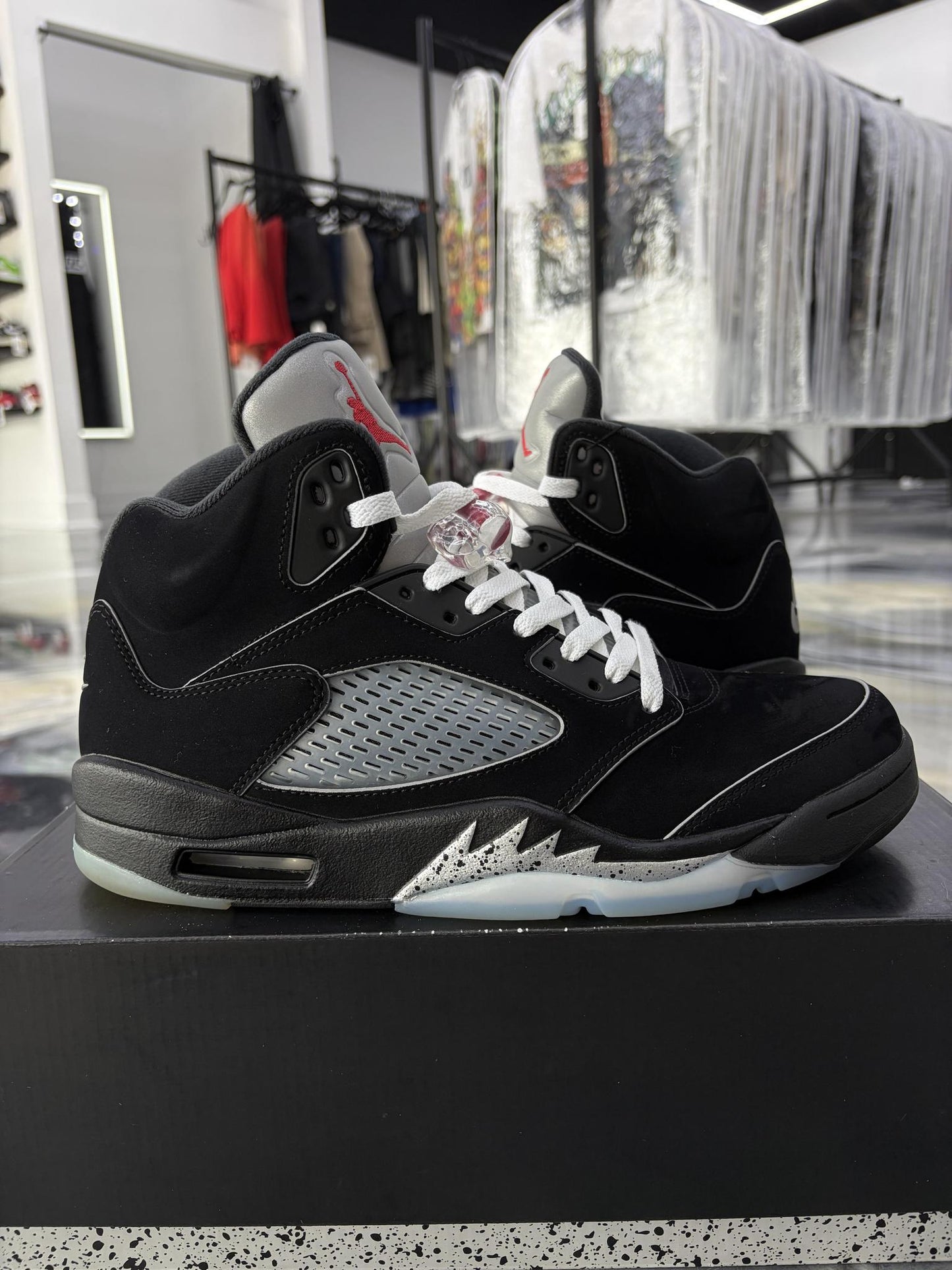 Jordan 5 "Metallic" Used Size 9.5
