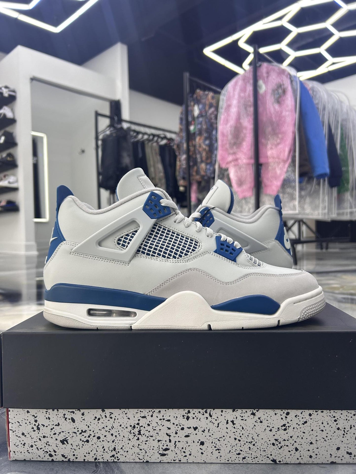 Jordan 4 "Military Blue" Used Size 13