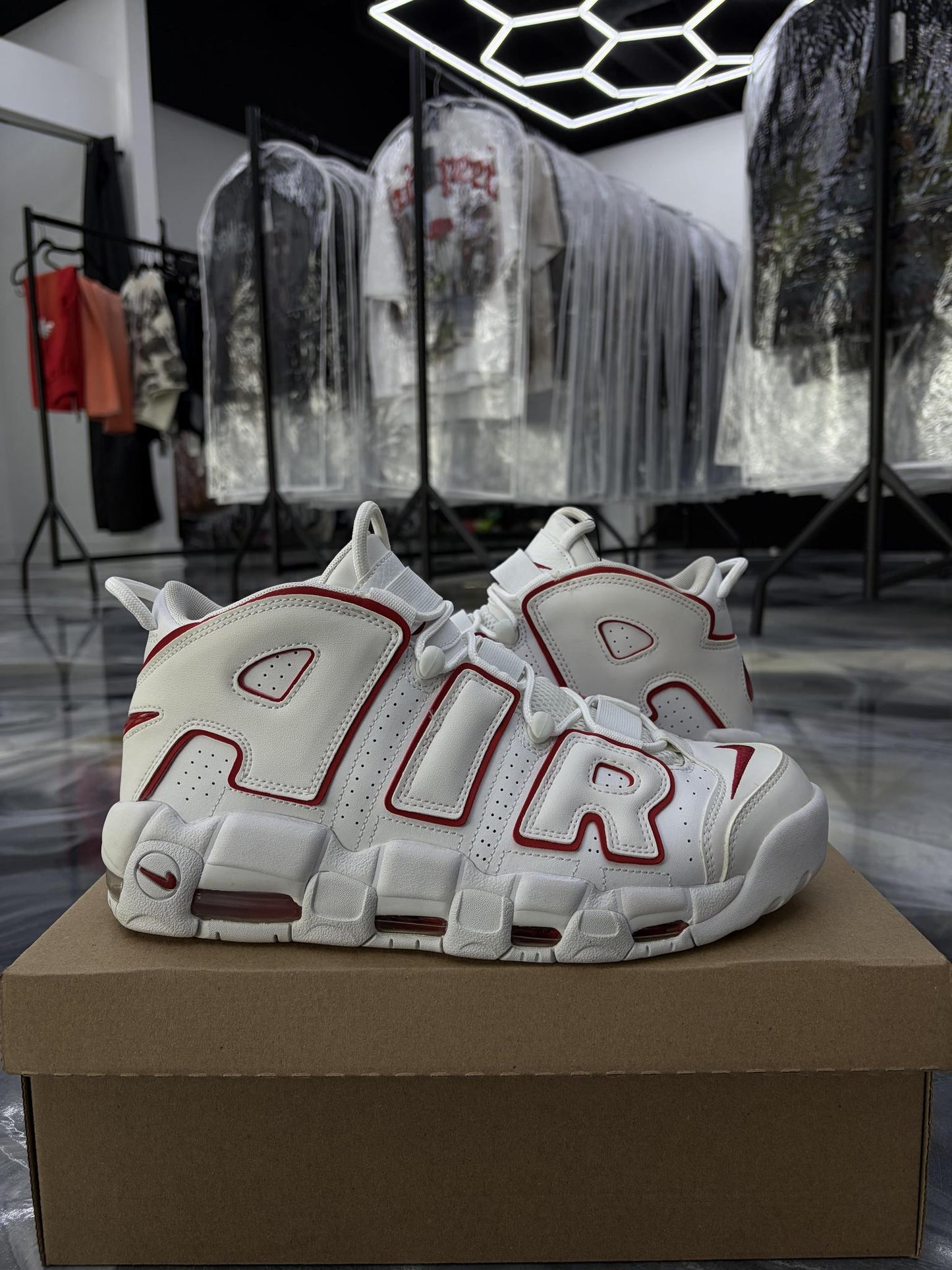 Nike Air Uptempo "White Red" Used Size 10.5