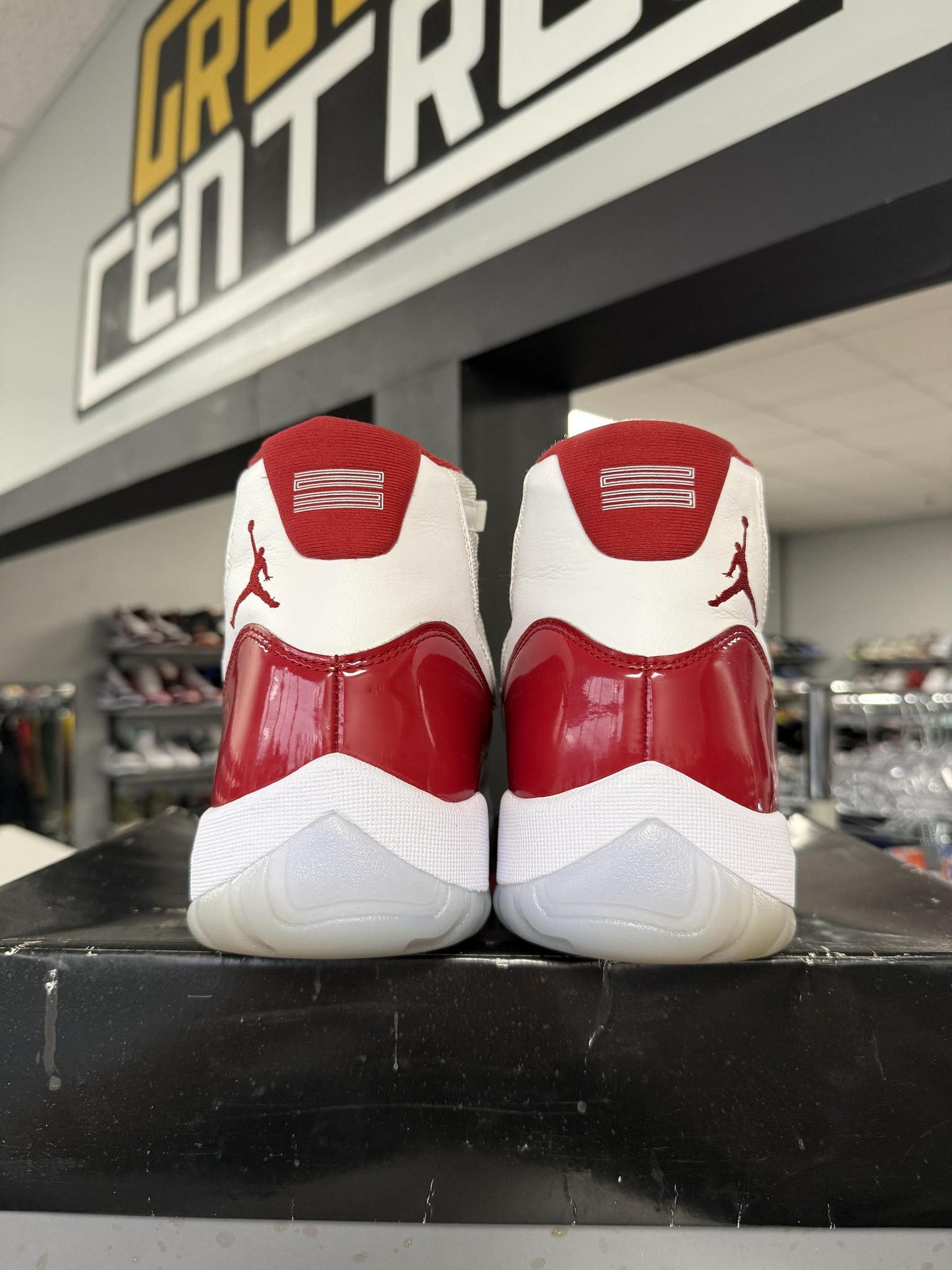 Jordan 11 "Cherry" Used Size 13