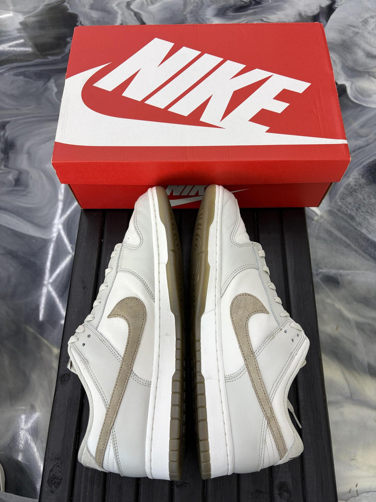 Dunk Low "Light Carbon" Used Size 14