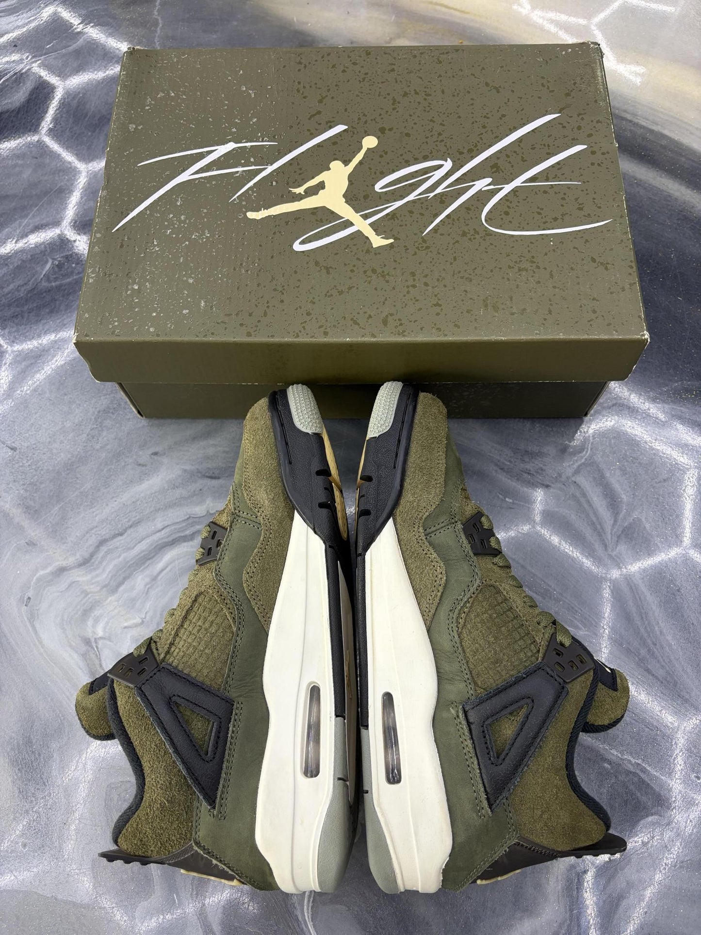 Jordan 4 Craft "Olive" Used Size 7Y/8.5W