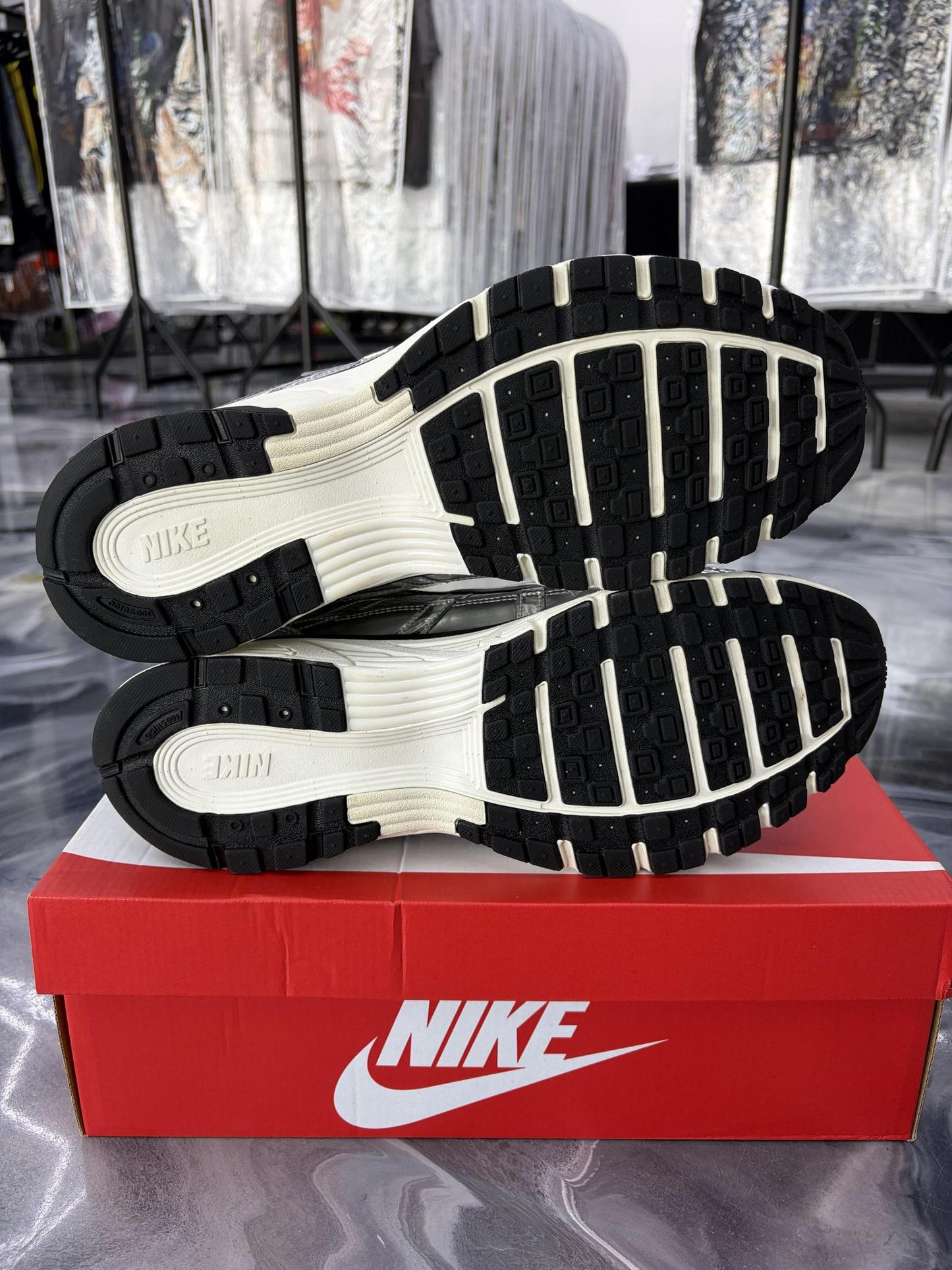 Nike P-6000 "Metallic Silver" Used Size 12