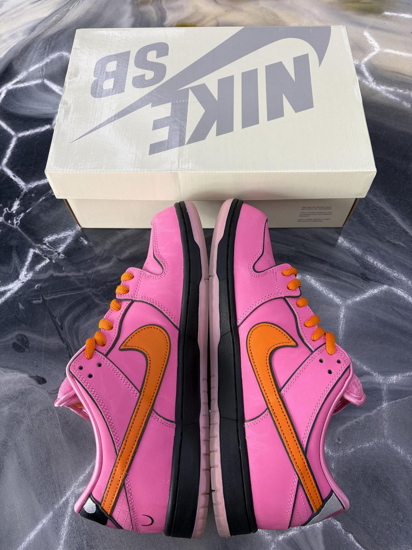 Nike SB Dunk Low "Powerpuff Blossom" Used Size 12