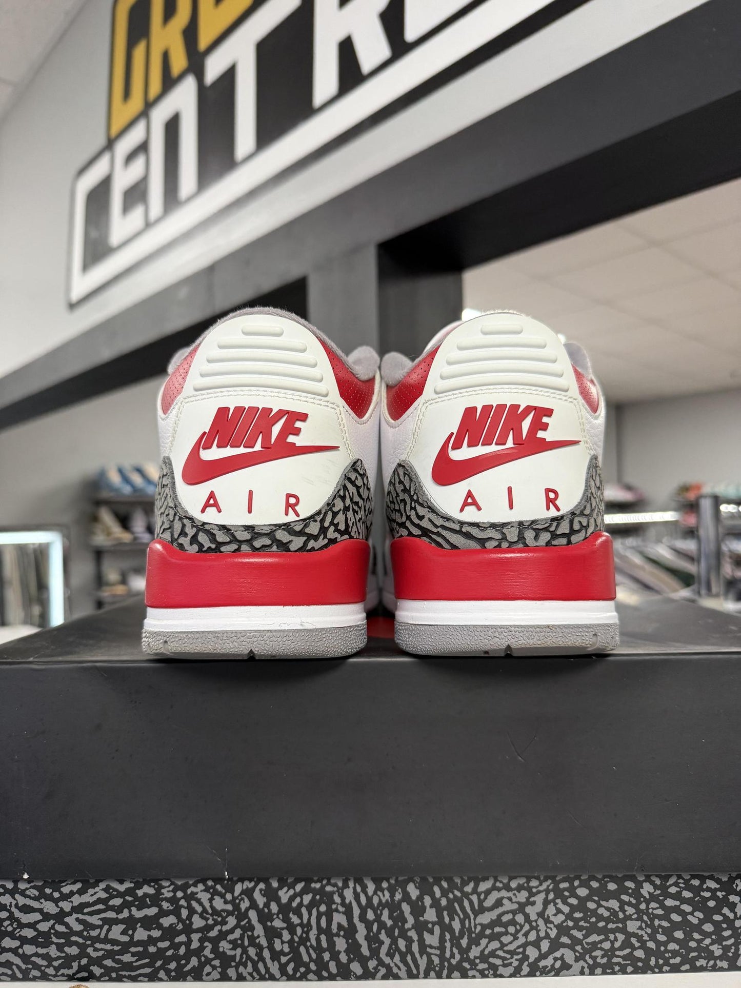 Jordan 3 "Fire Red" Used Size 12