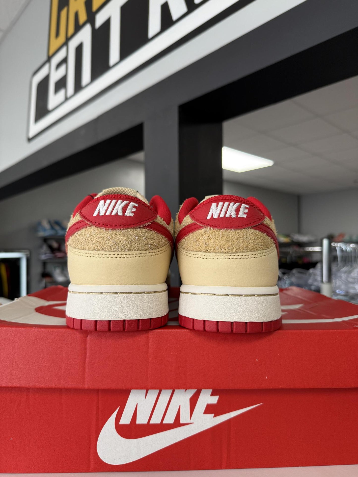 Nike Dunk Low "Strawberry Waffle" Used Size 12