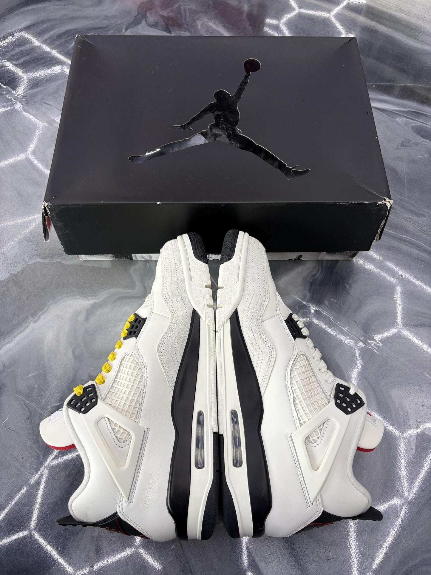 Jordan 4 "Flight Club" Used Size 10