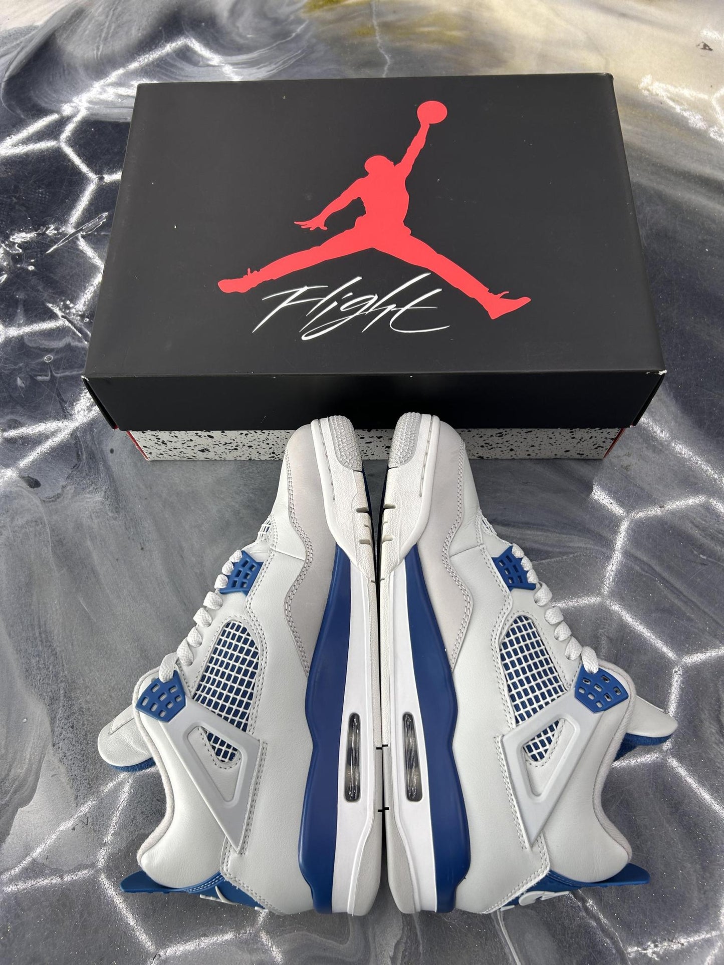 Jordan 4 "Military Blue" Used Size 9.5