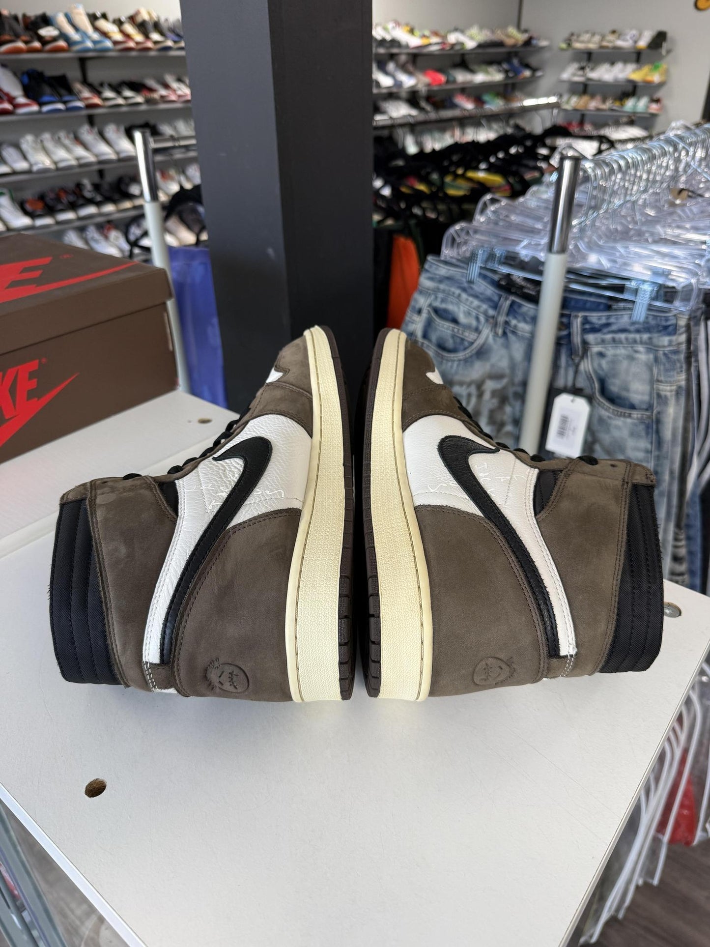 Jordan 1 Travis Scott "Mocha" High Used Size 14