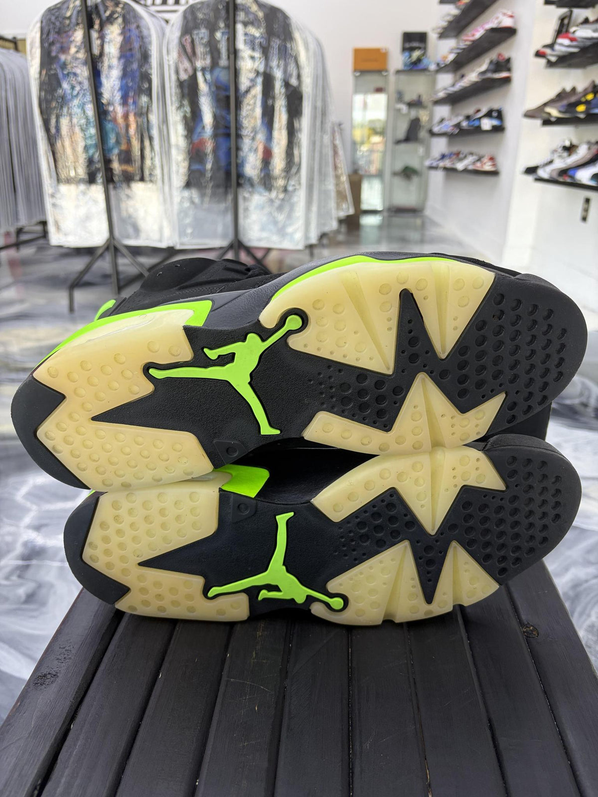 Jordan 6 "Electric Green" Used Size 13