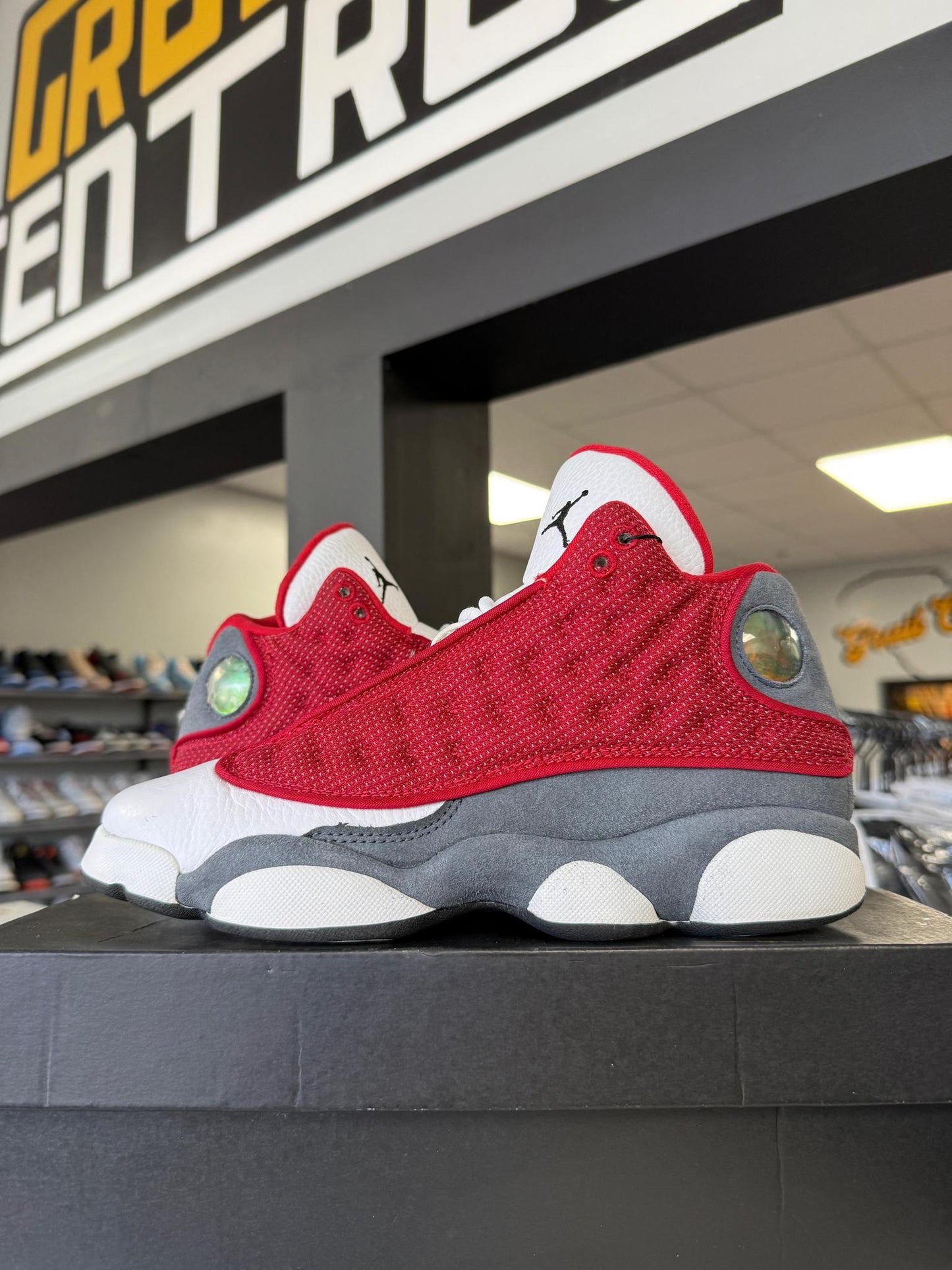 Jordan 13 "Red Flint" Used Size 6Y/7.5W