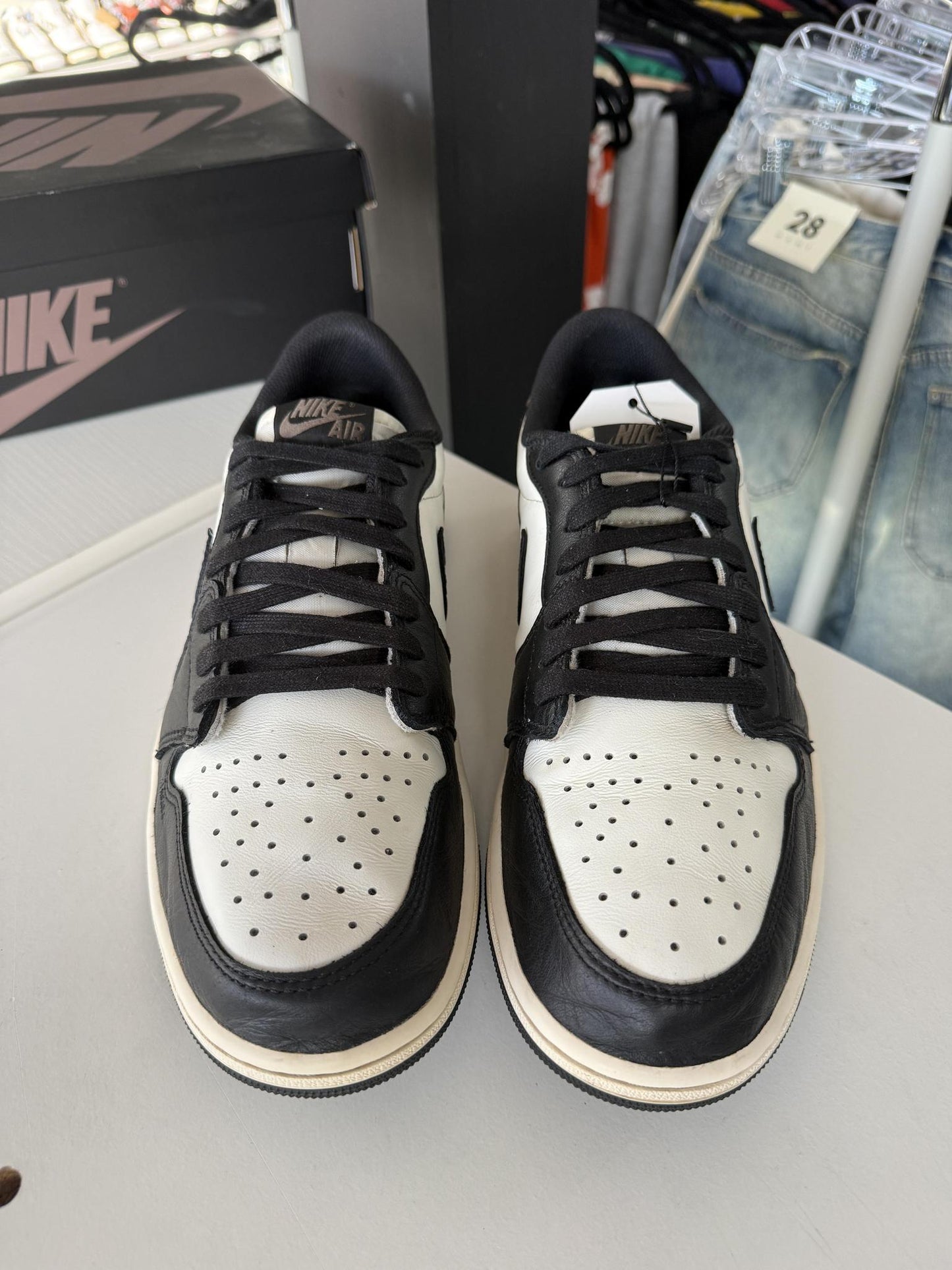 Jordan 1 Low "Mocha" Used Size 11